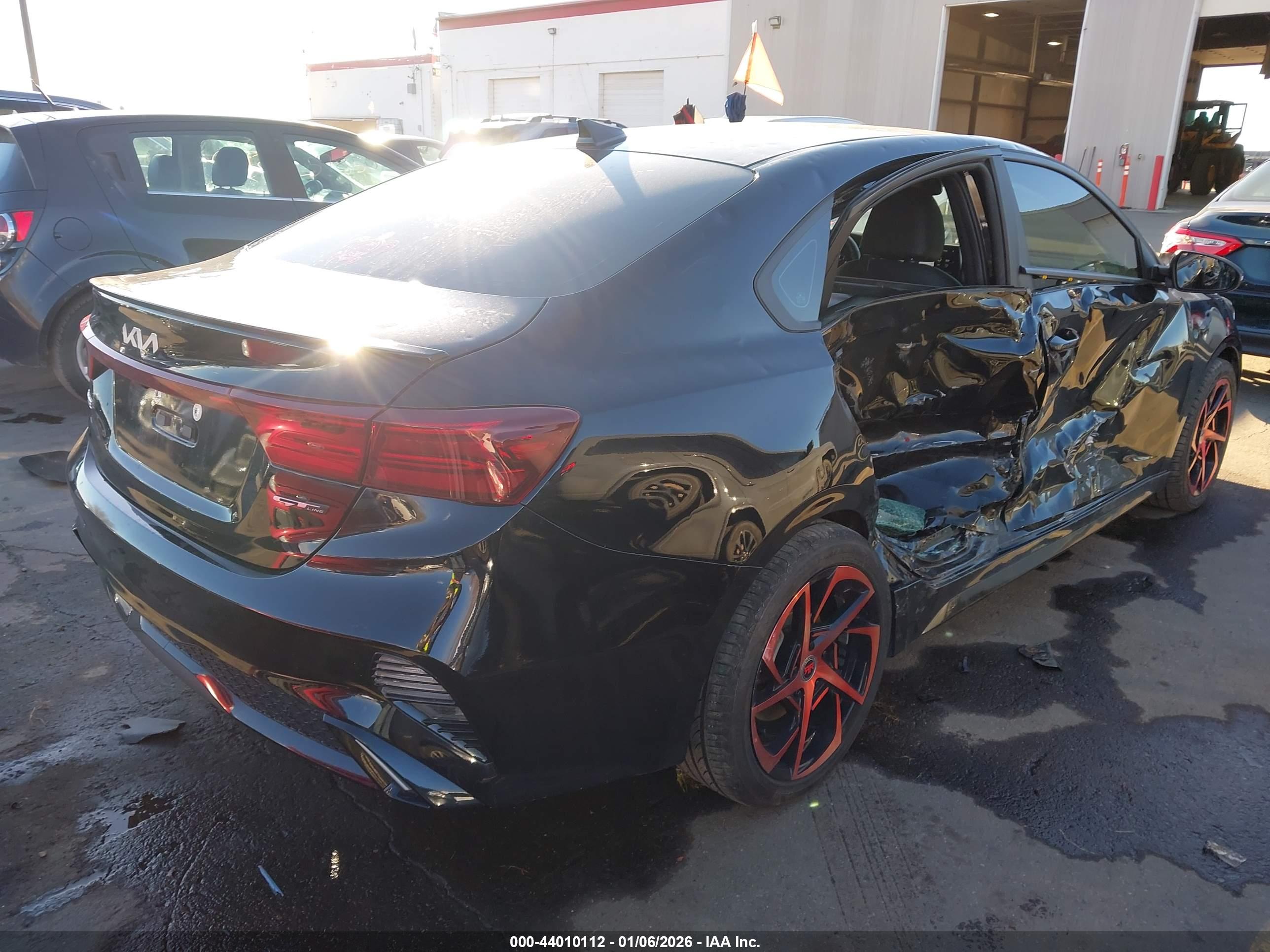 KIA FORTE image 4