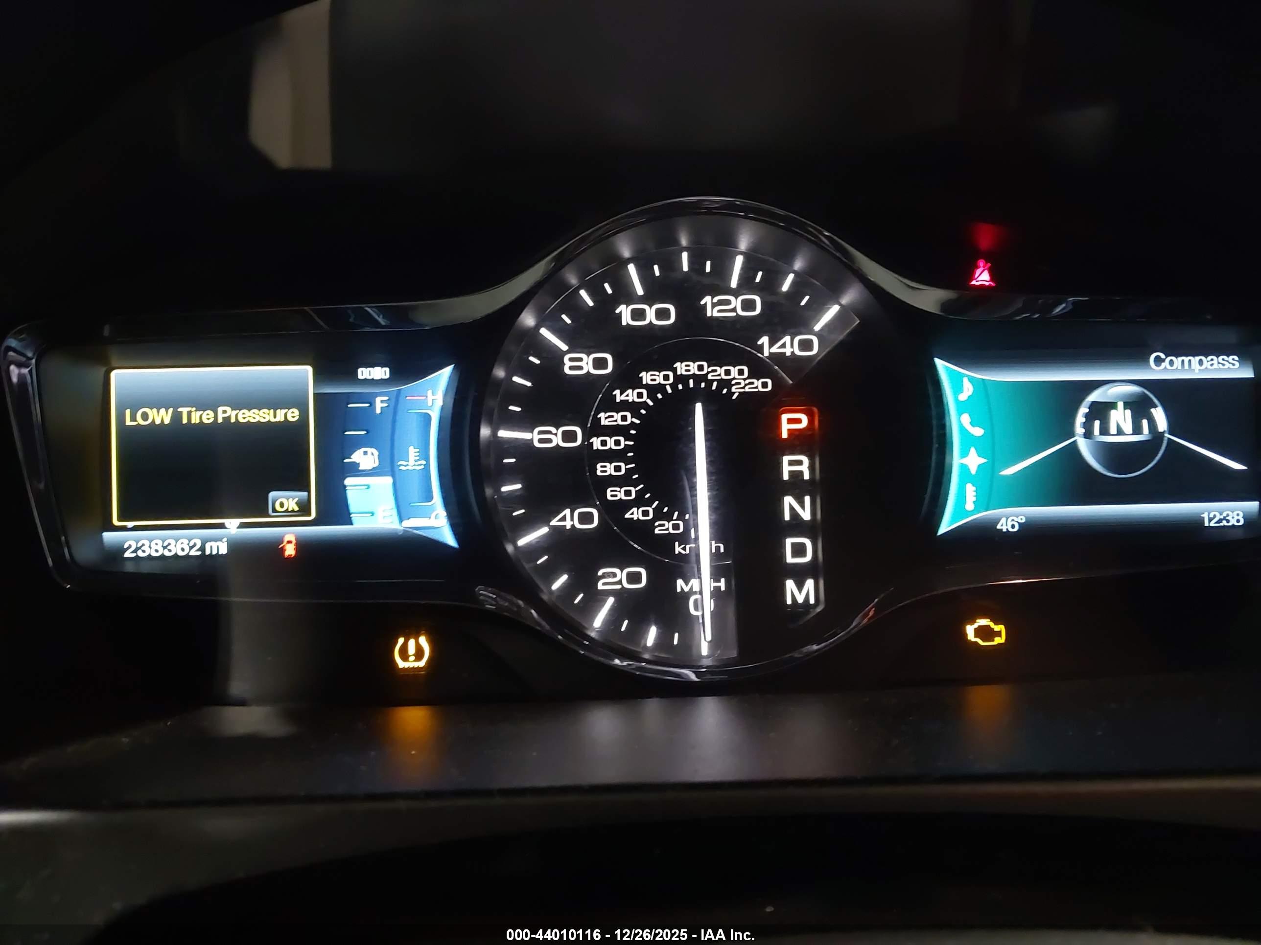 LINCOLN MKX image 7