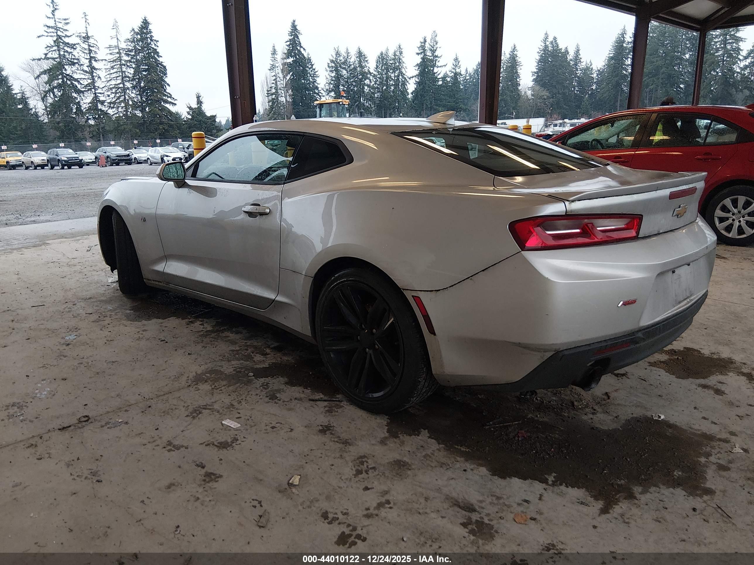 CHEVROLET CAMARO image 3