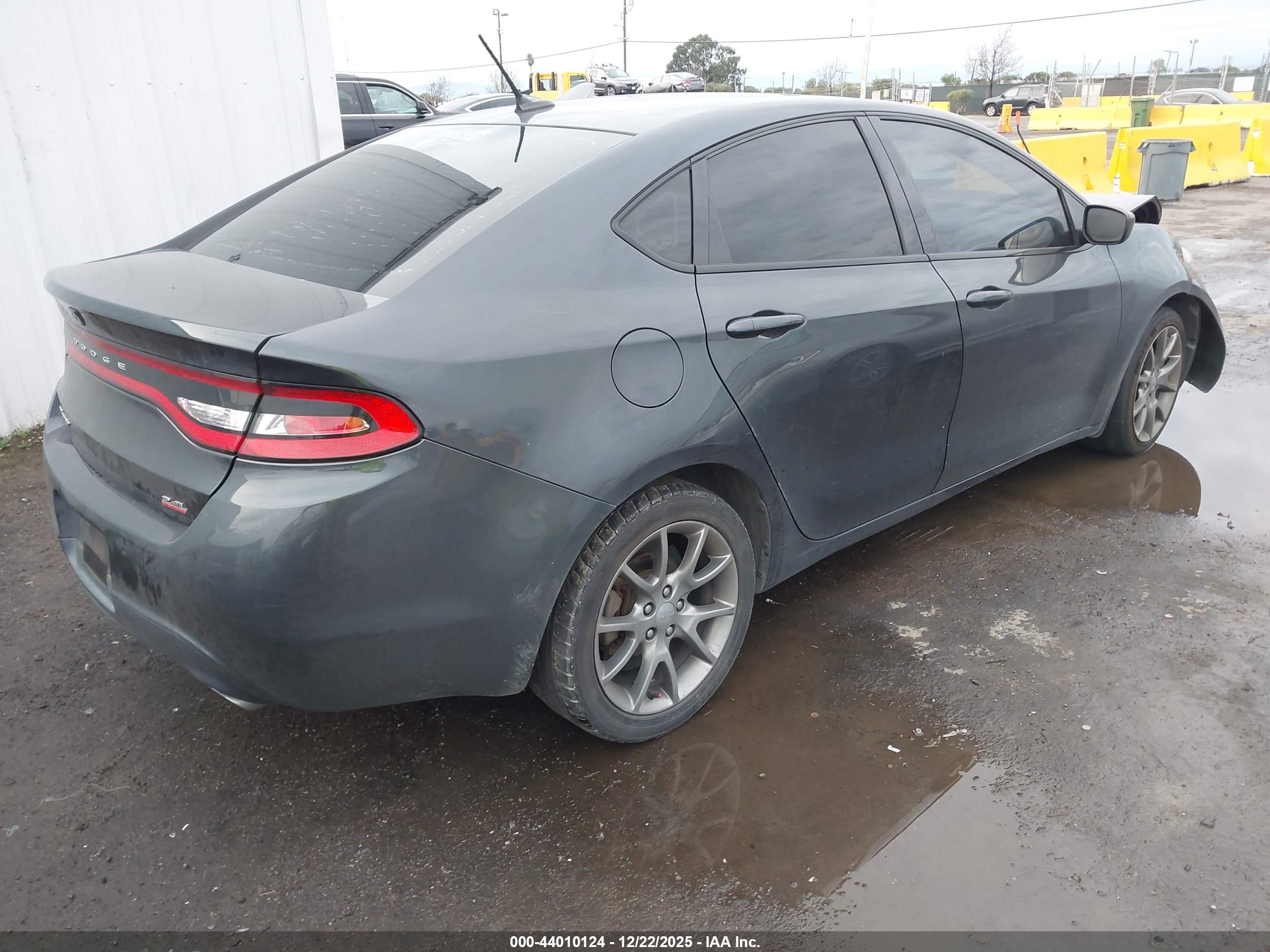 DODGE DART image 4