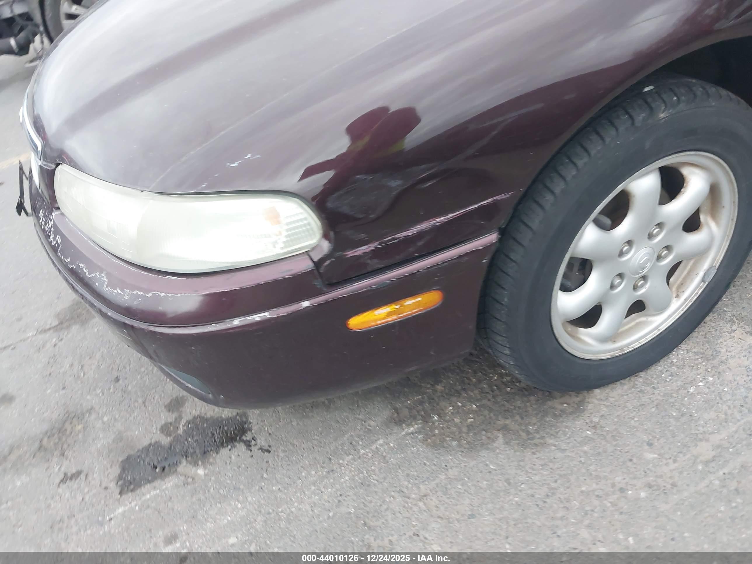 MAZDA 626 image 6