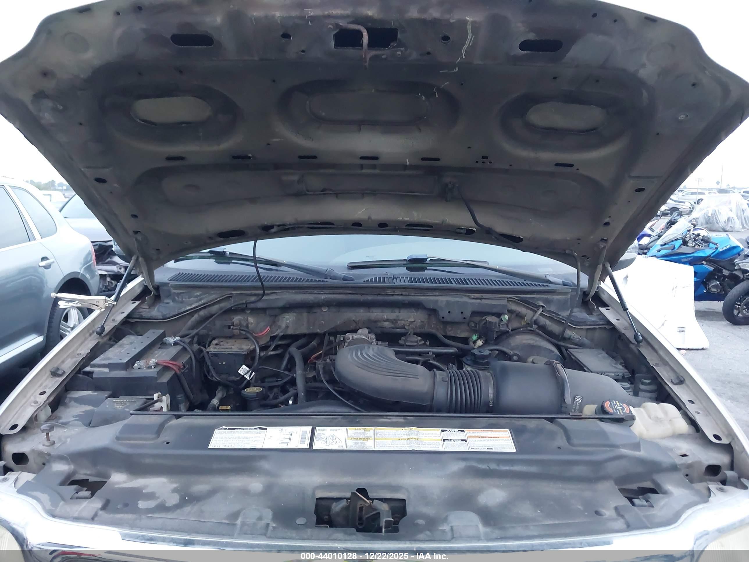 FORD F-150 image 10