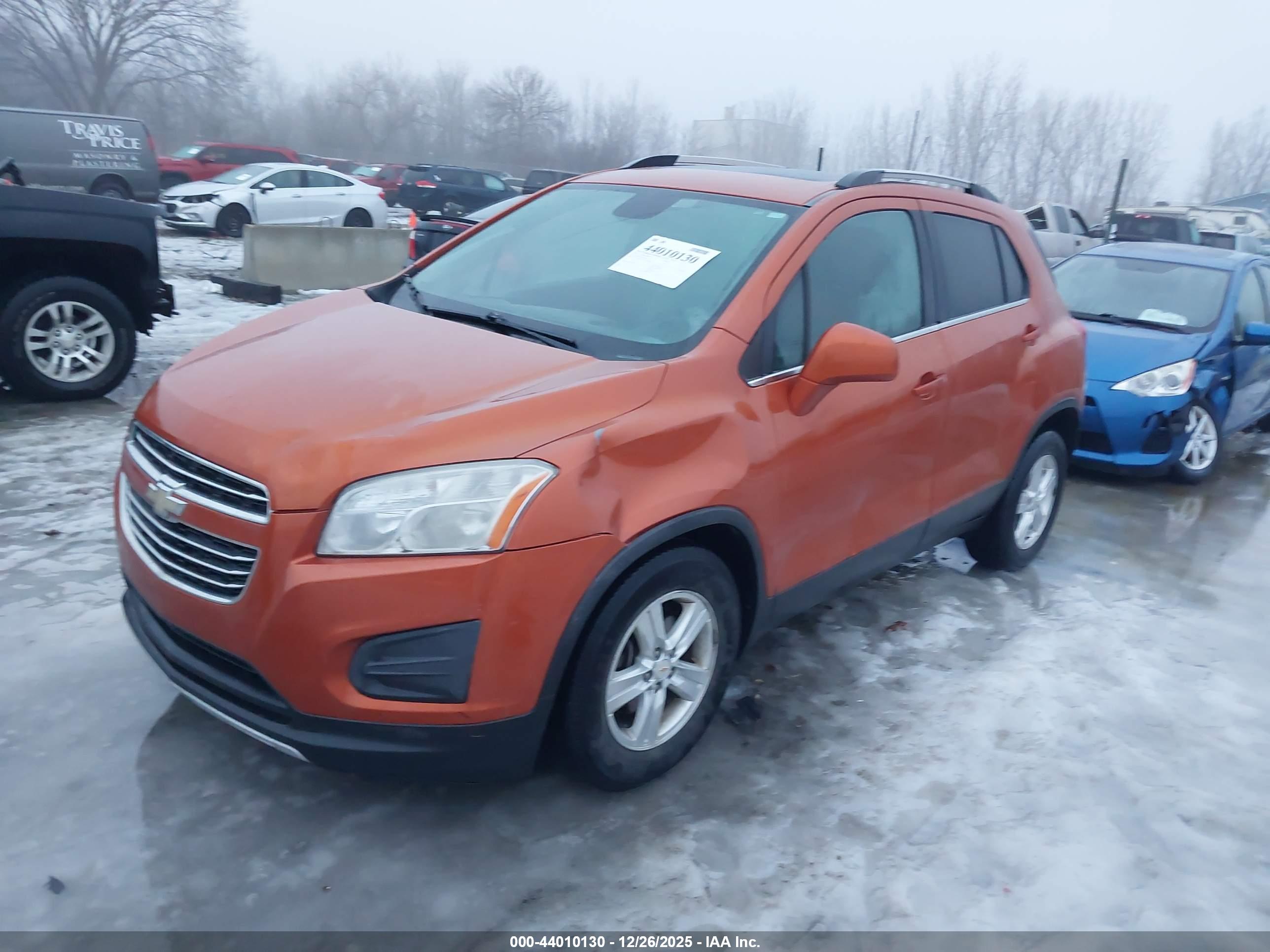 CHEVROLET TRAX image 2