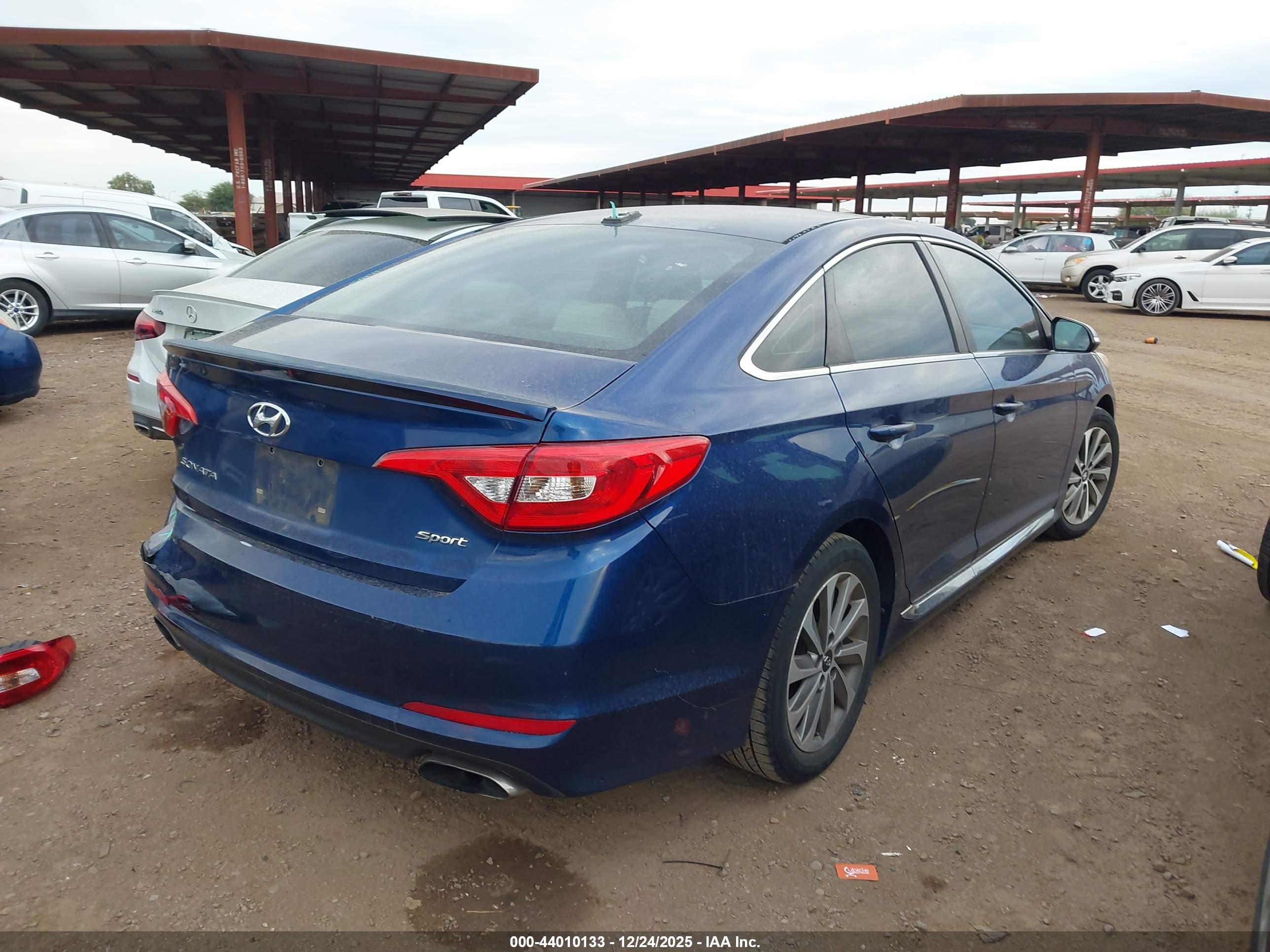 HYUNDAI SONATA image 4