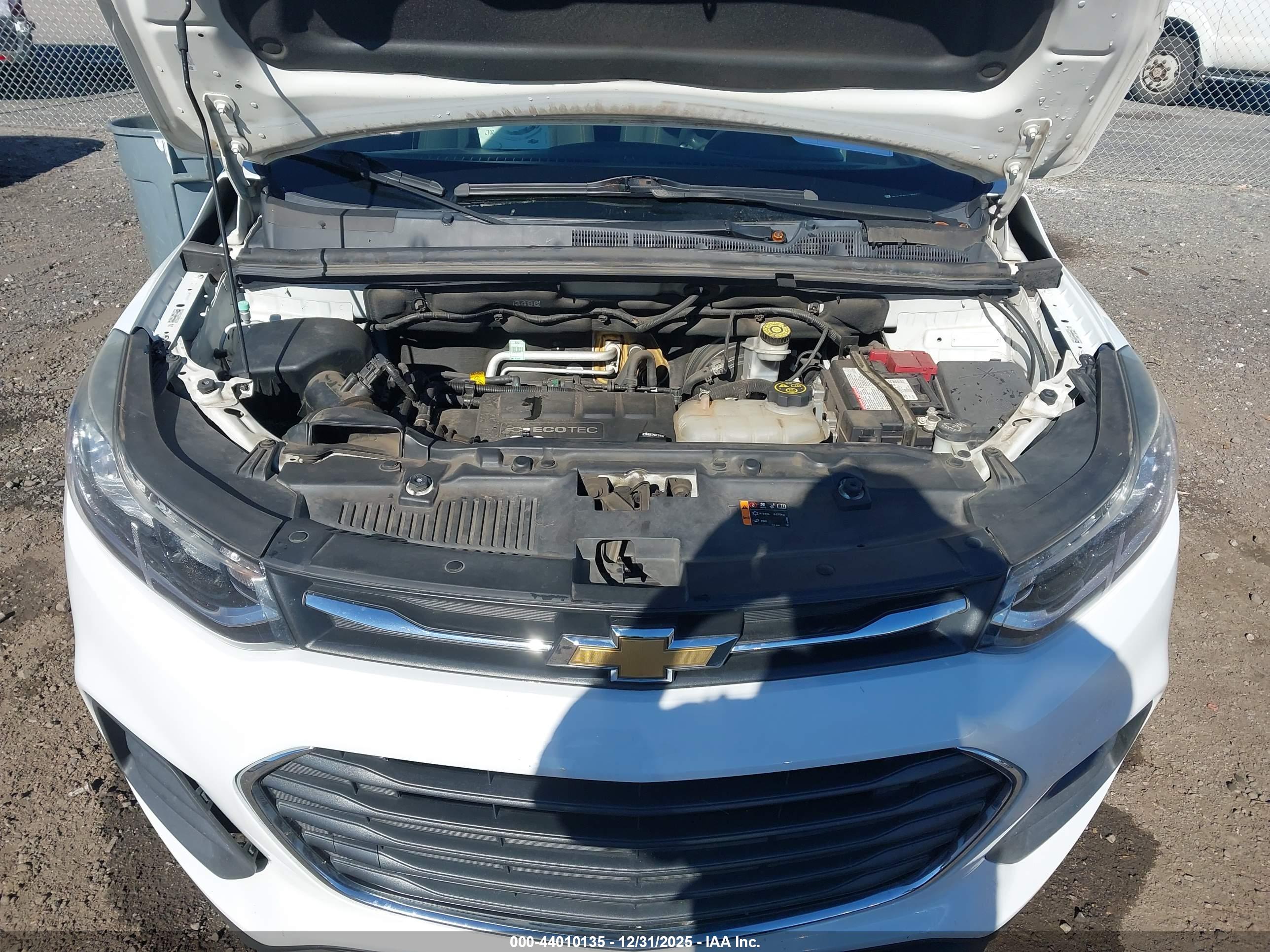 CHEVROLET TRAX image 10
