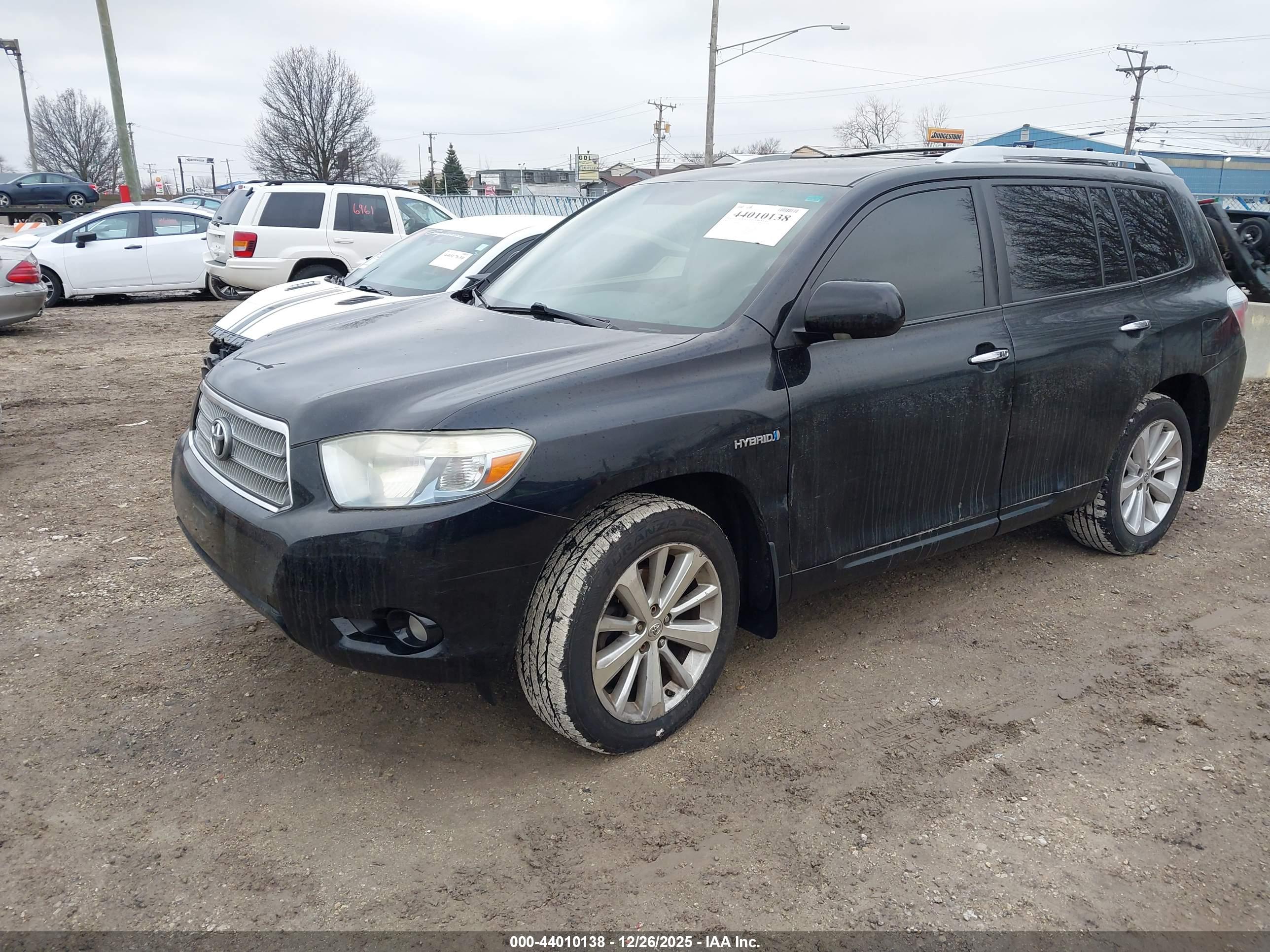 TOYOTA HIGHLANDER image 2