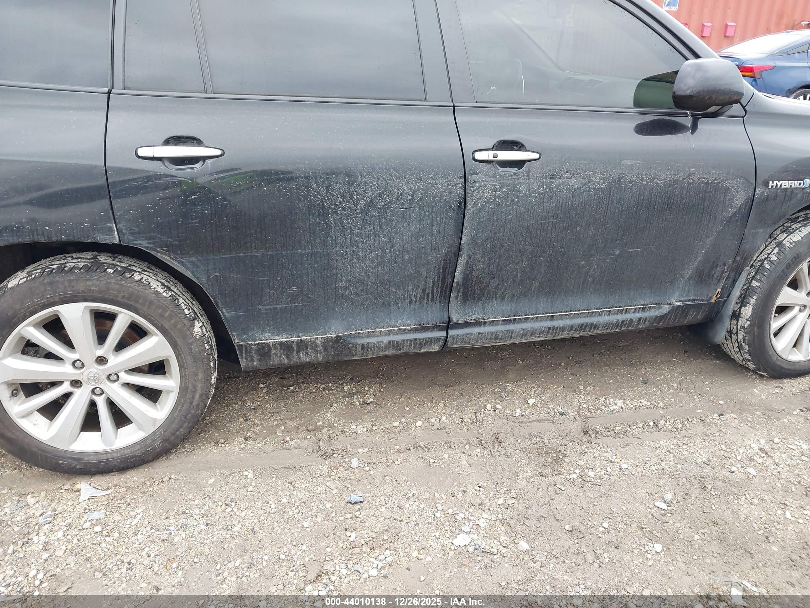TOYOTA HIGHLANDER image 6