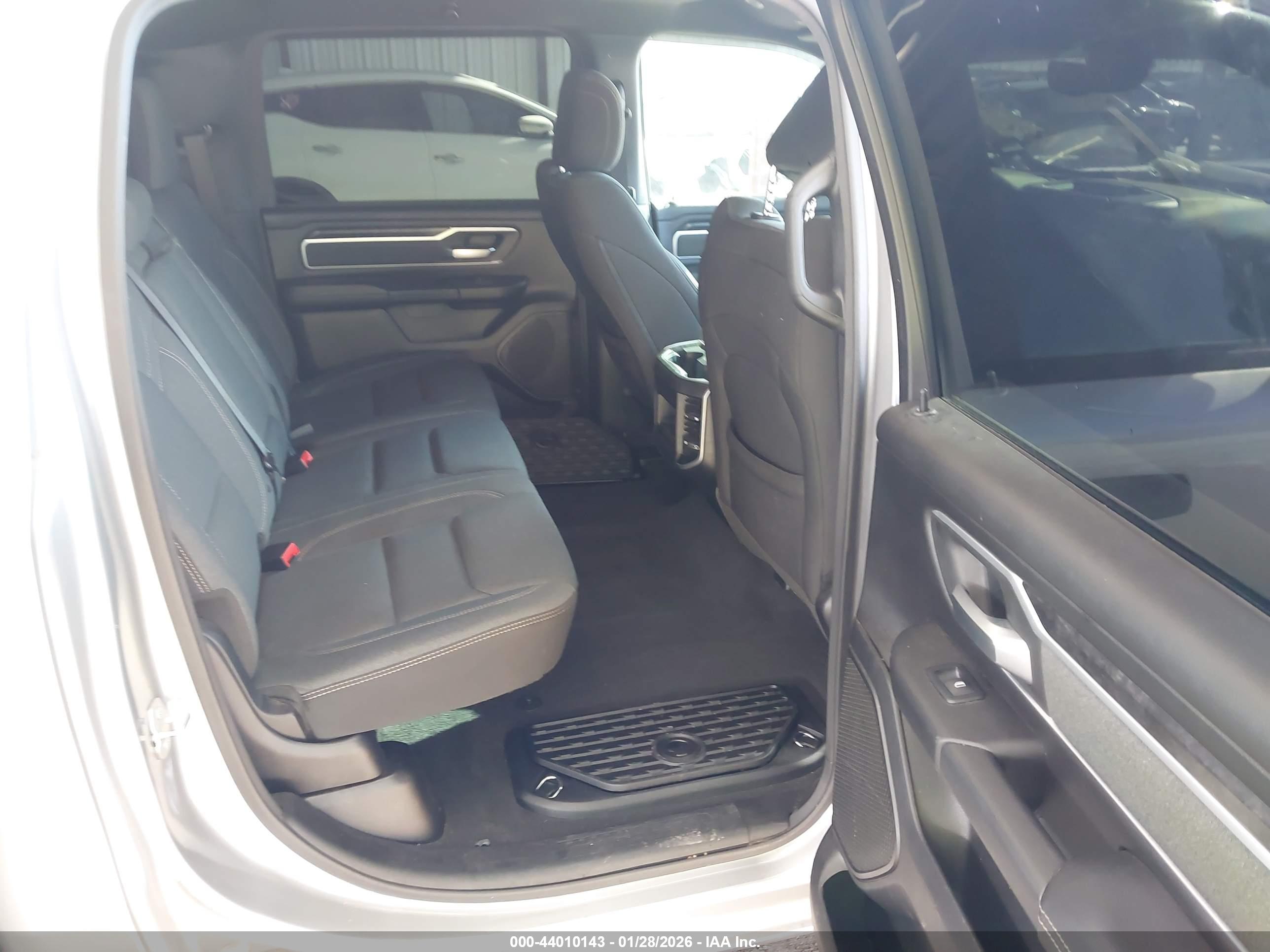 RAM 1500 image 8
