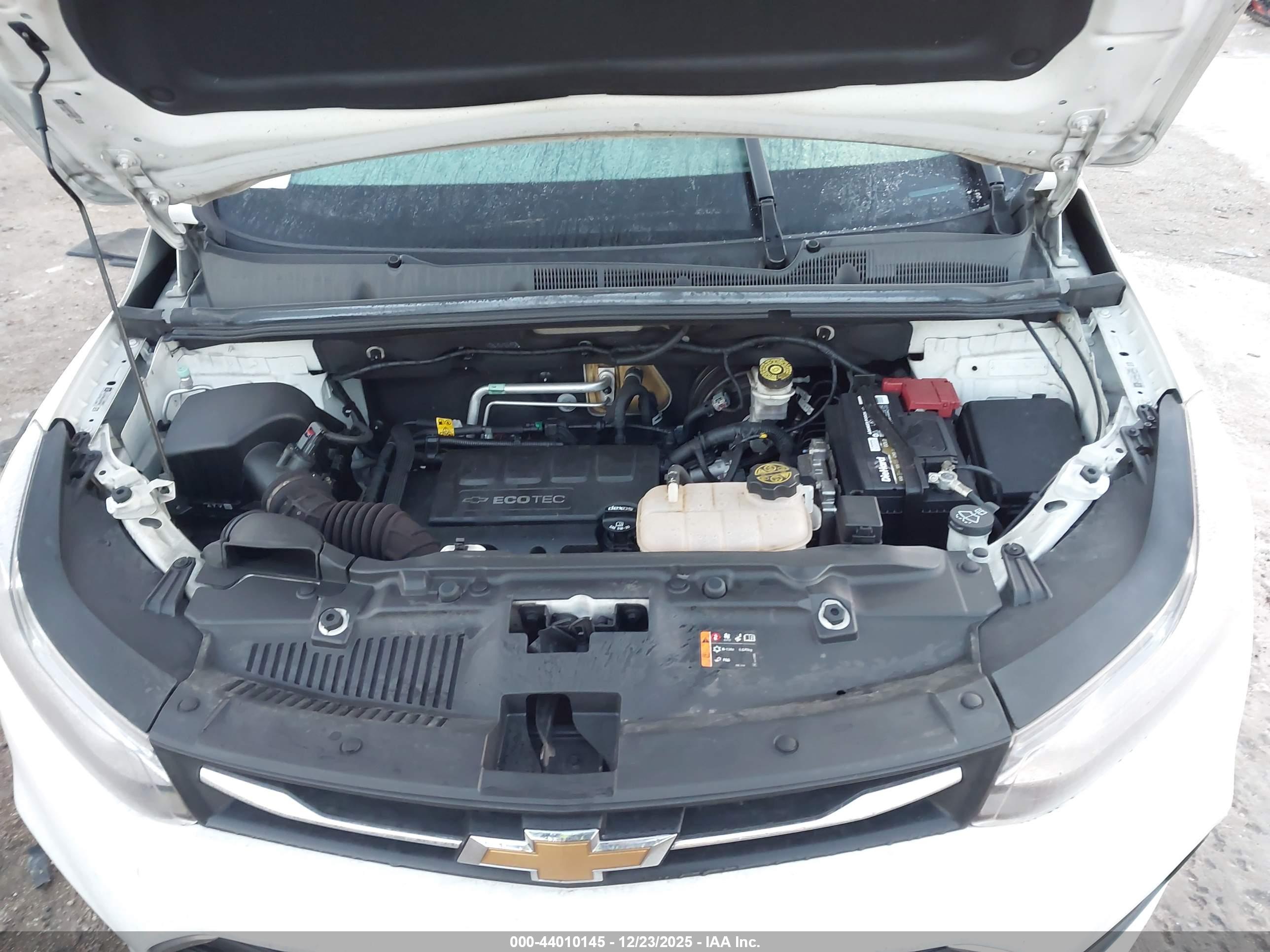 CHEVROLET TRAX image 10