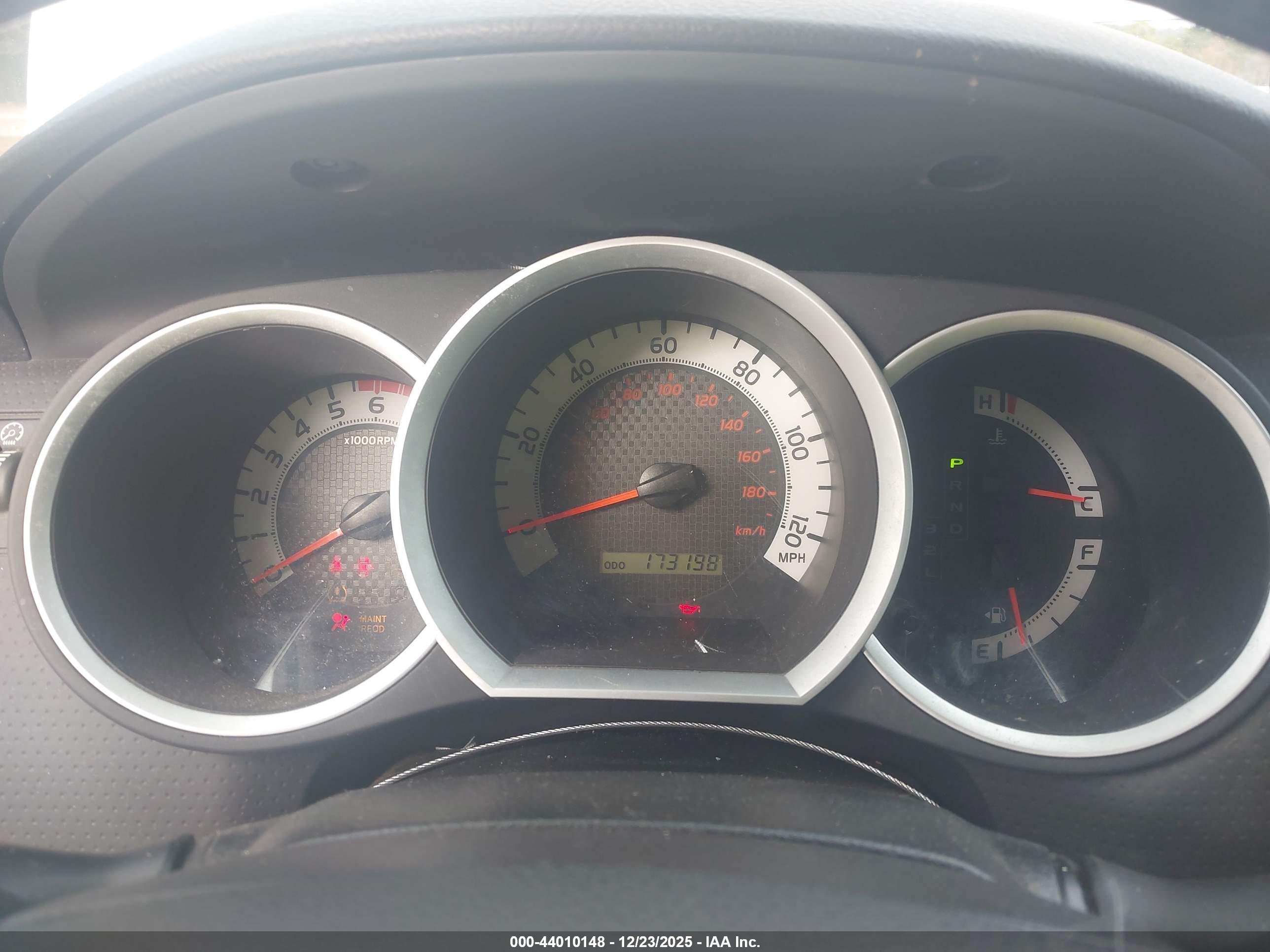 TOYOTA TACOMA image 7