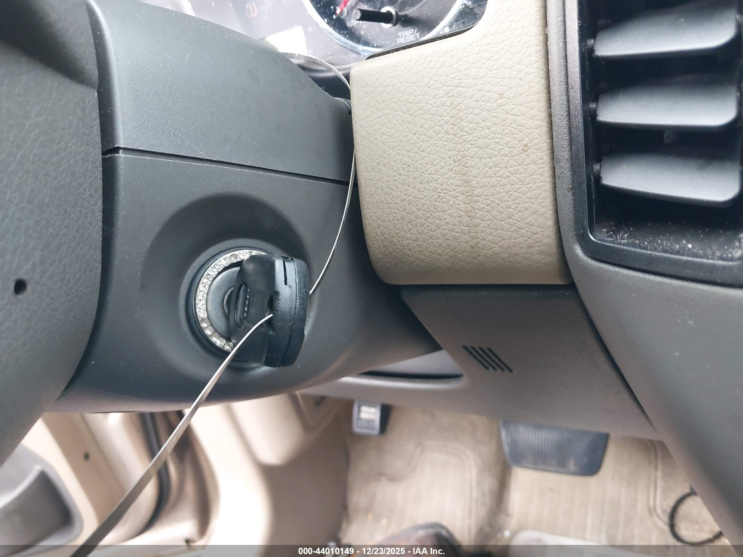 FORD EDGE image 11
