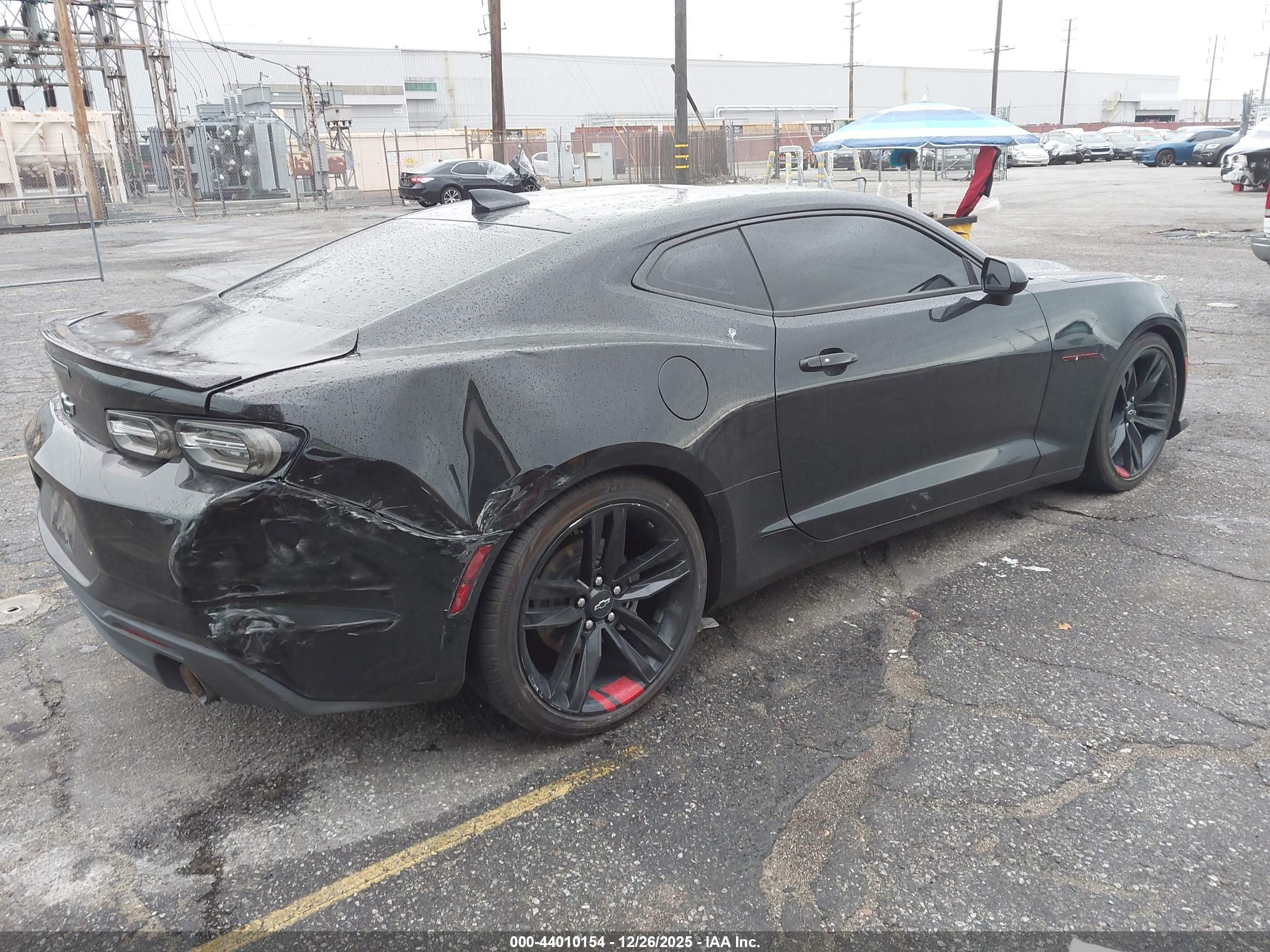 CHEVROLET CAMARO image 4