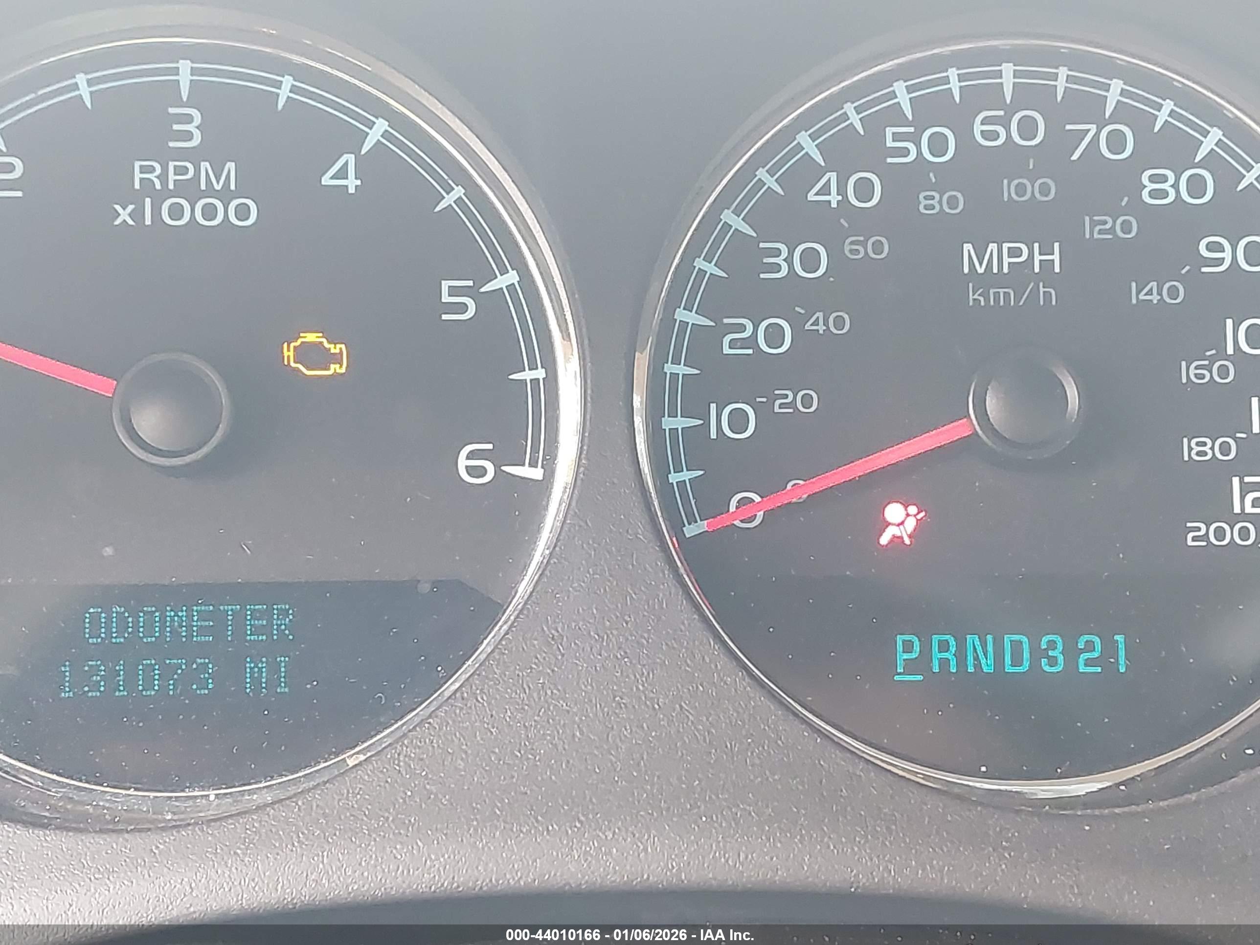 CHEVROLET SILVERADO image 7