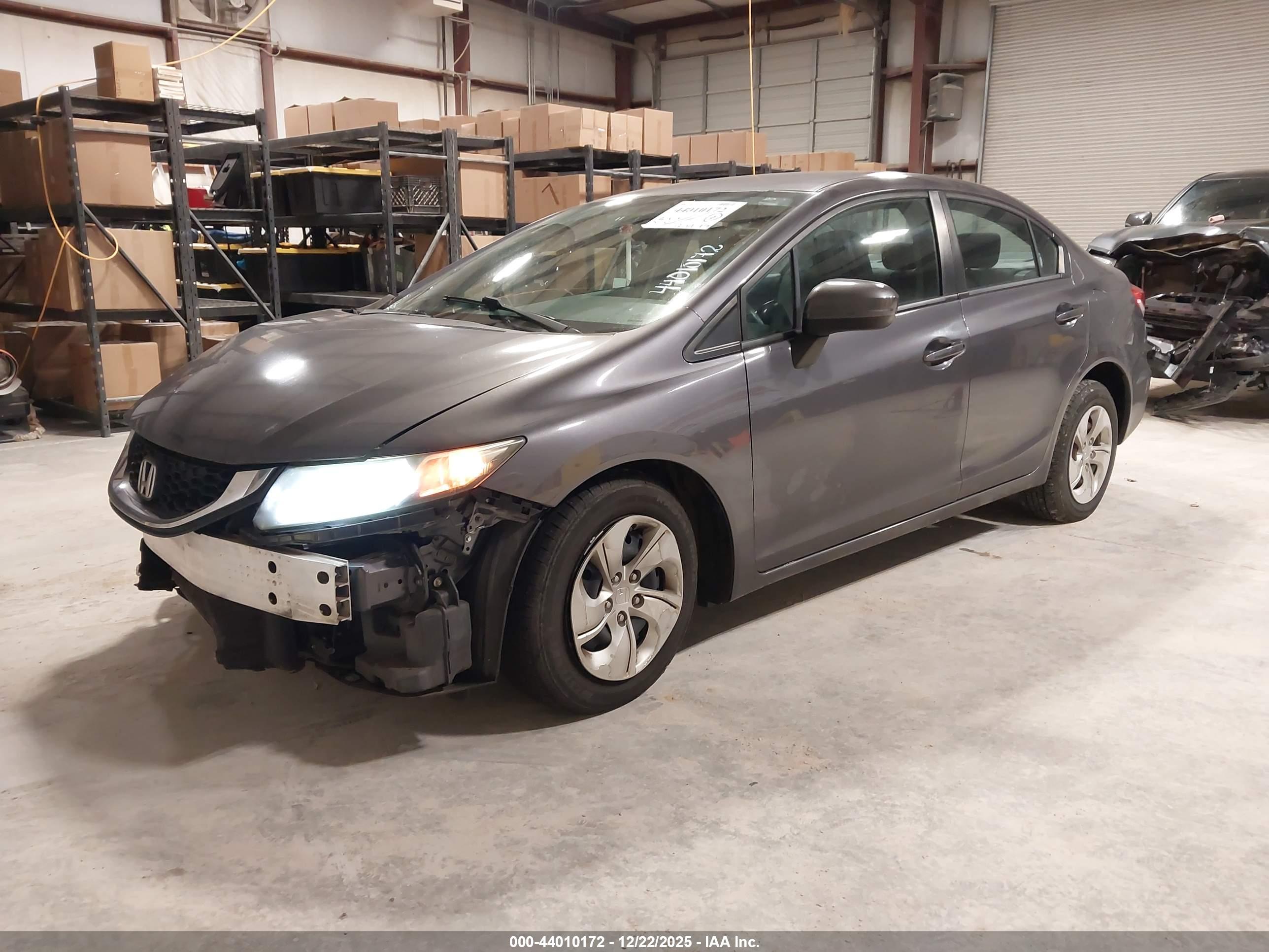 HONDA CIVIC image 2