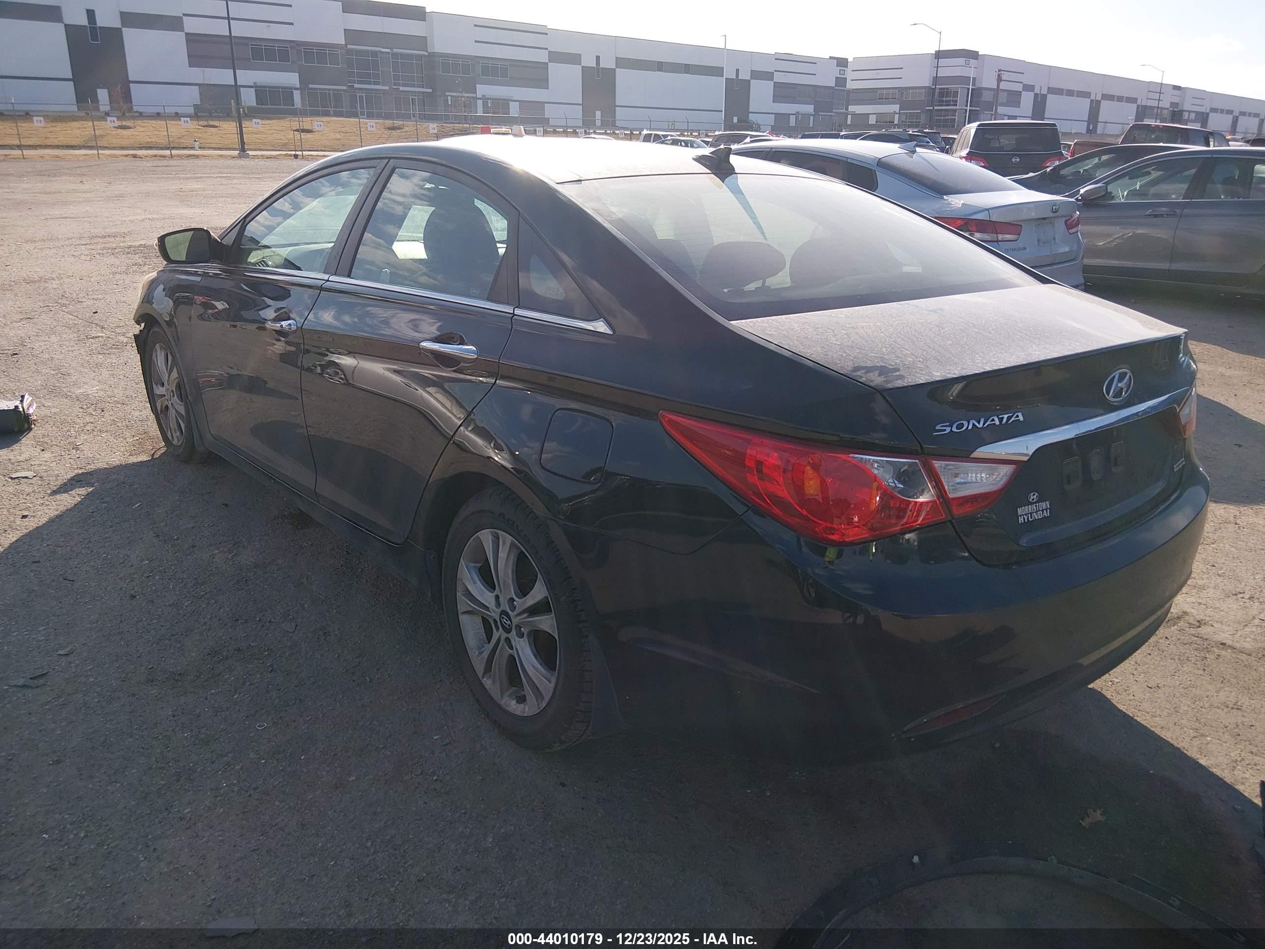 HYUNDAI SONATA image 3