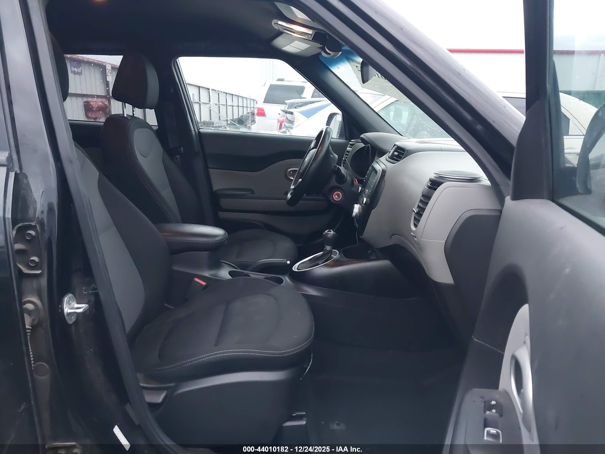 KIA SOUL image 5