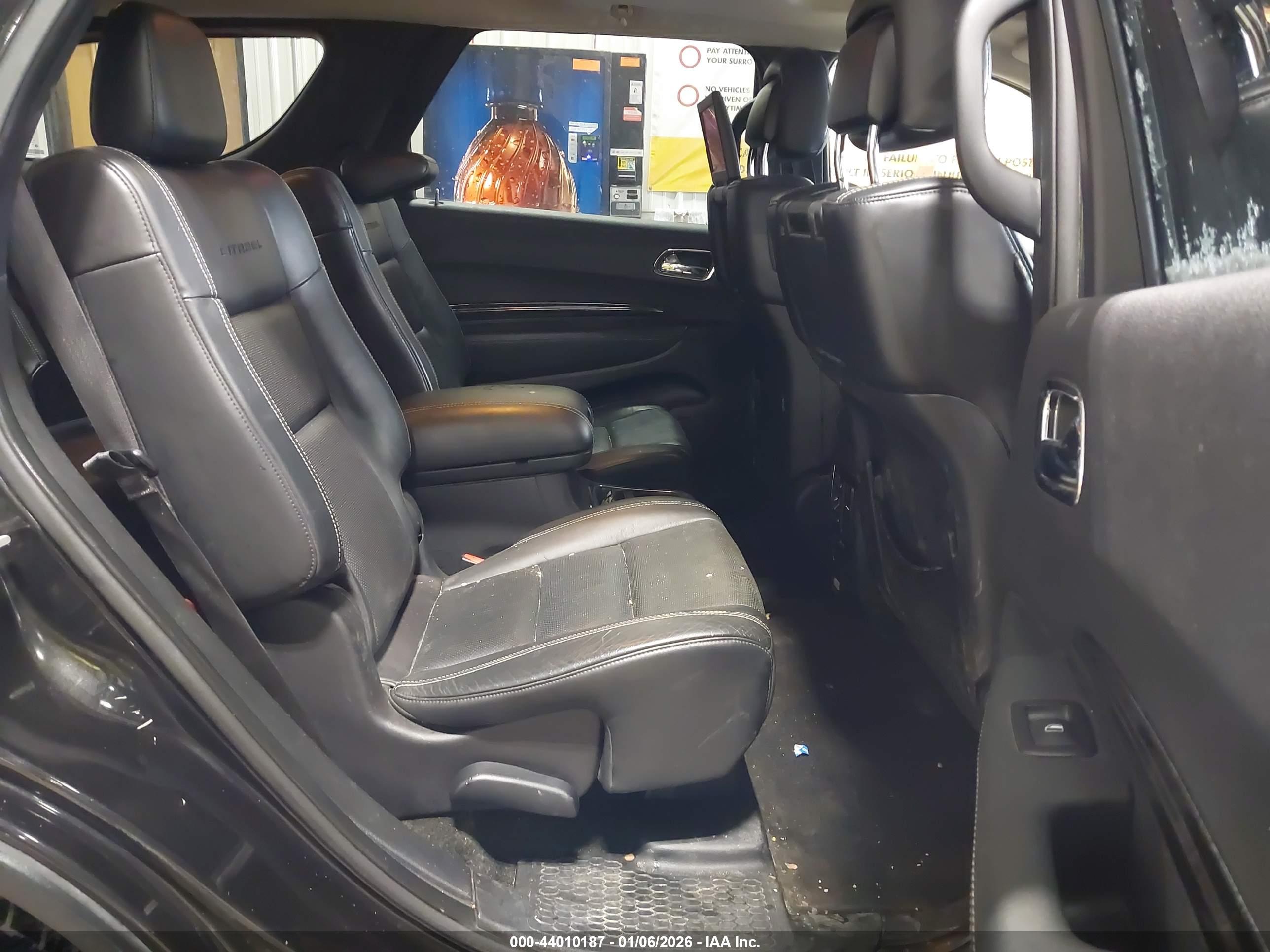 DODGE DURANGO image 8