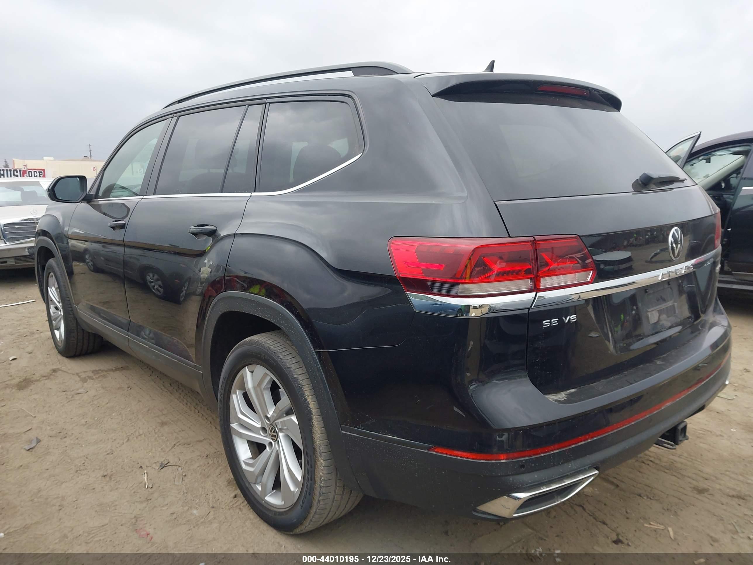 VOLKSWAGEN ATLAS image 3
