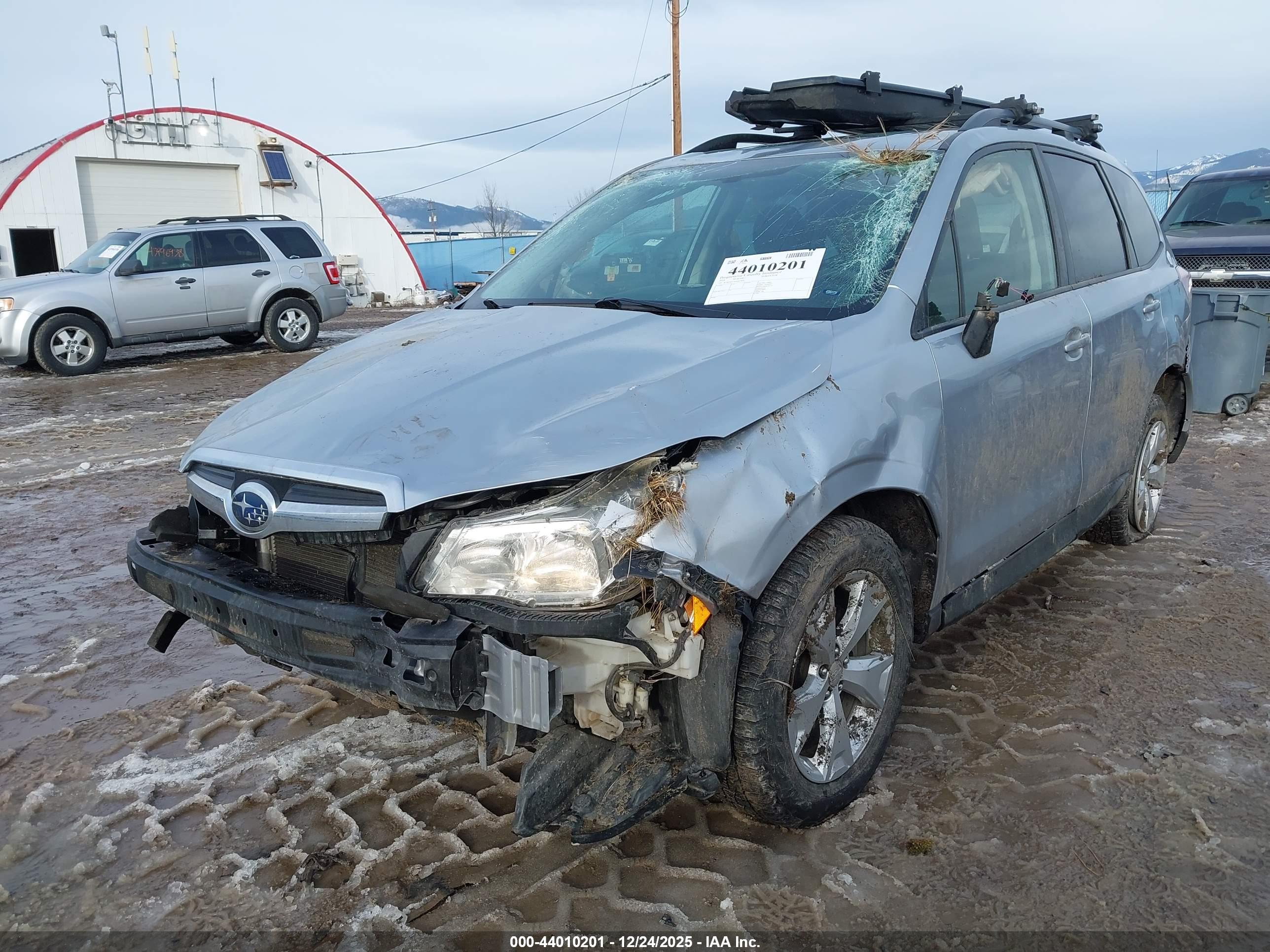 SUBARU FORESTER image 6