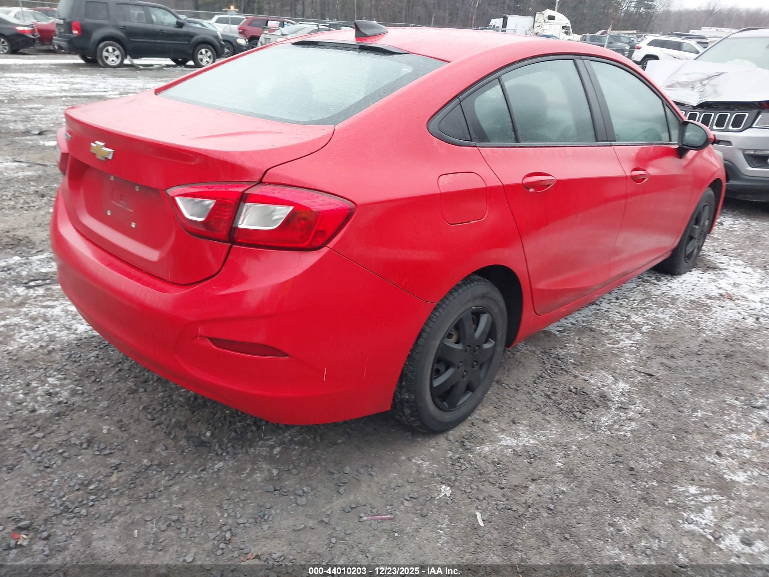 CHEVROLET CRUZE image 4