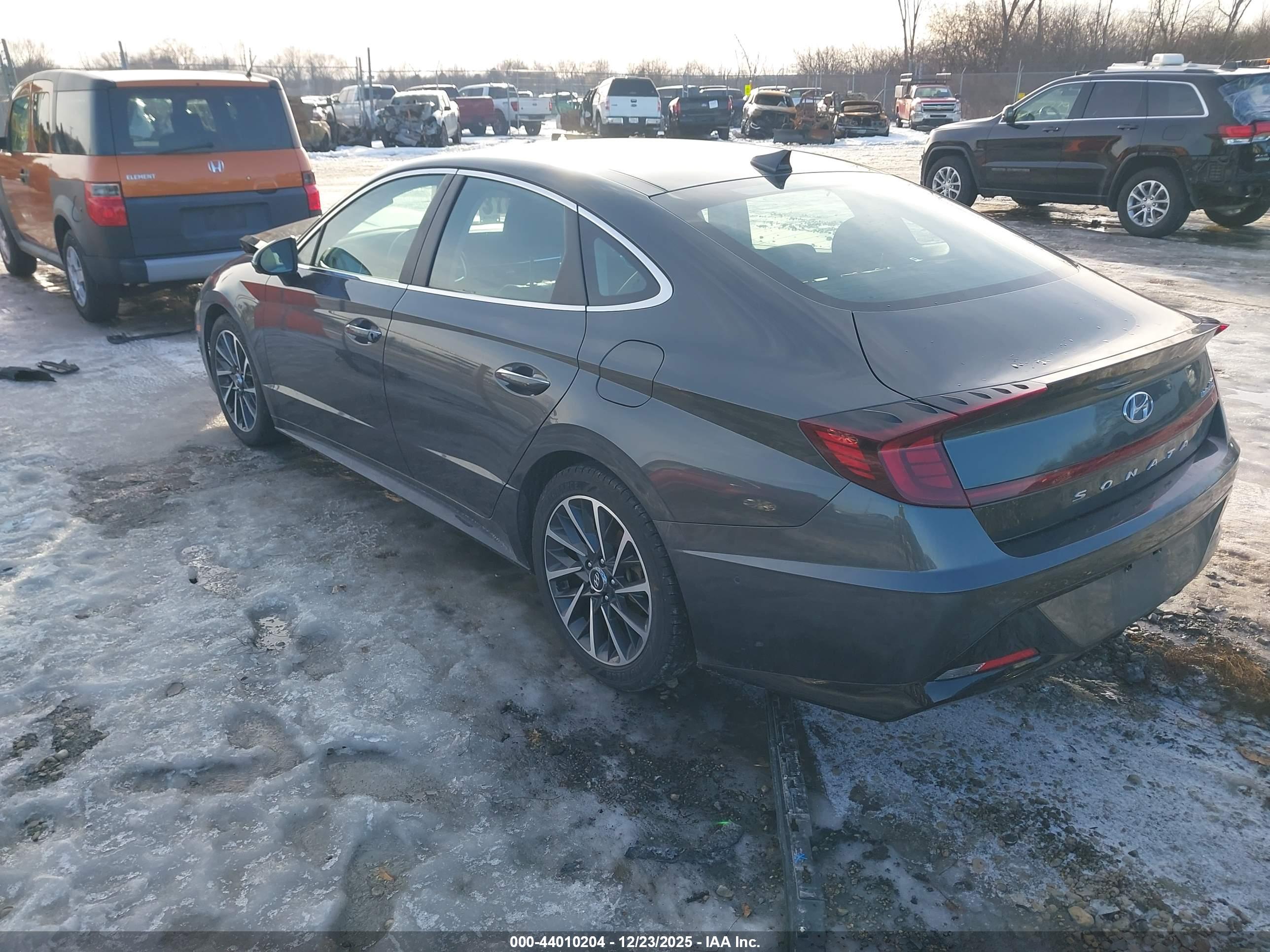 HYUNDAI SONATA image 3