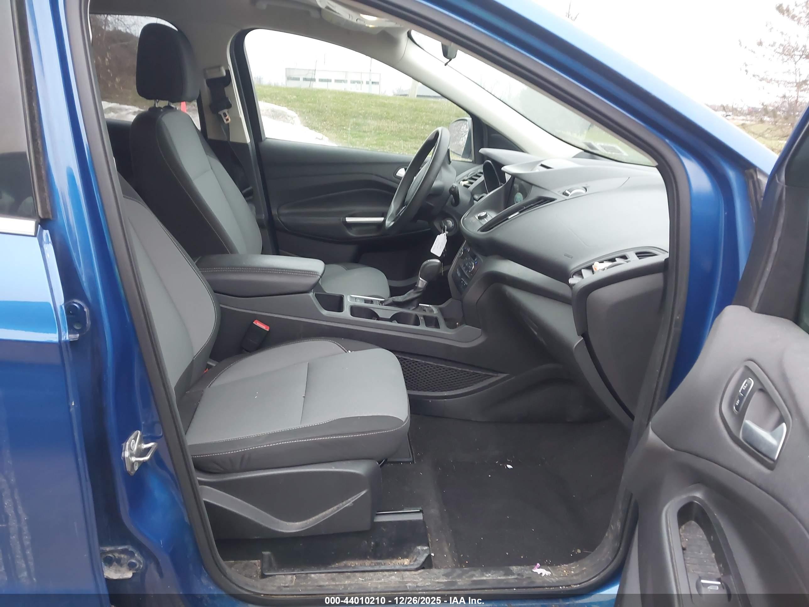 FORD ESCAPE image 5