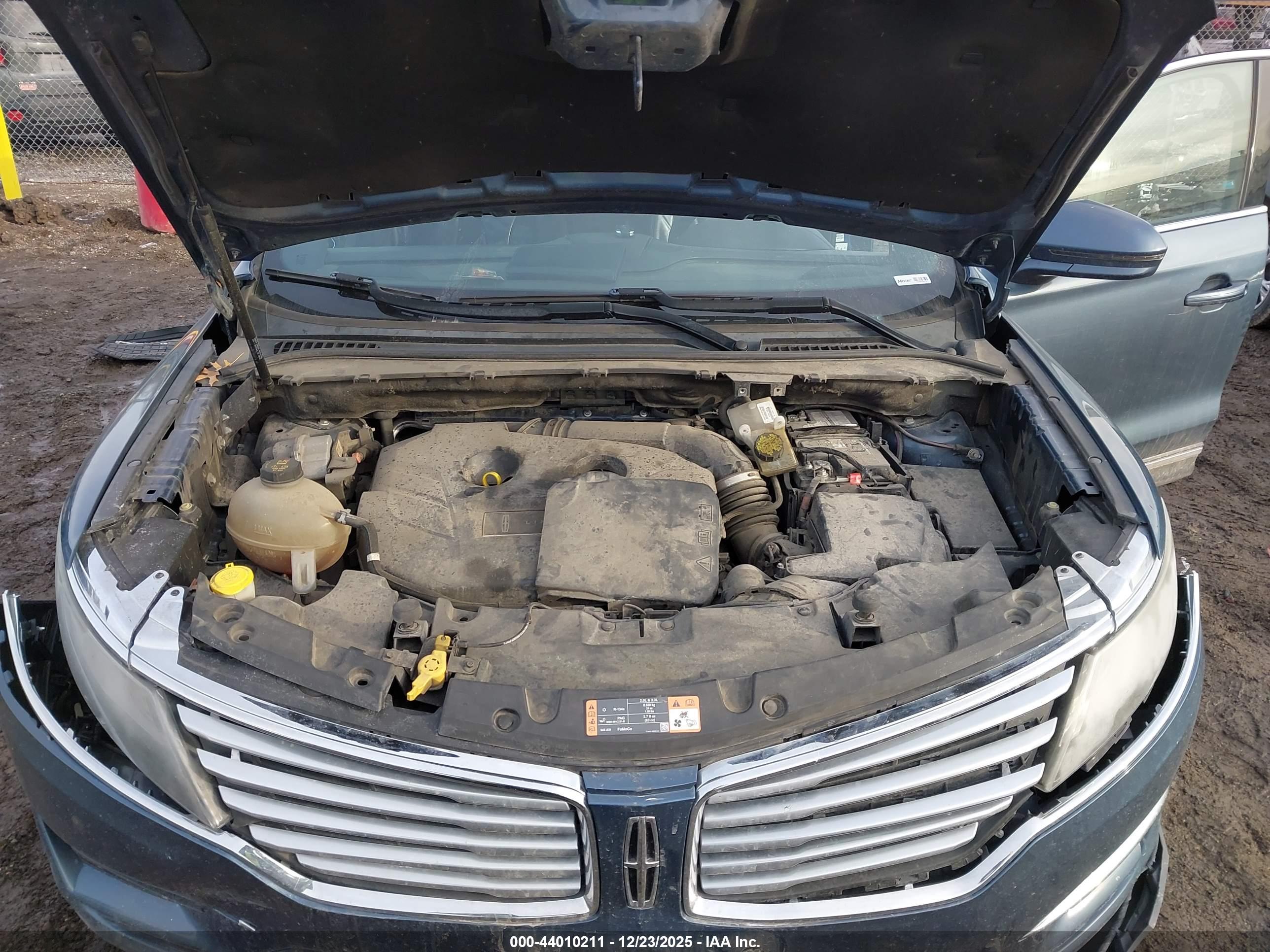 LINCOLN MKC image 10
