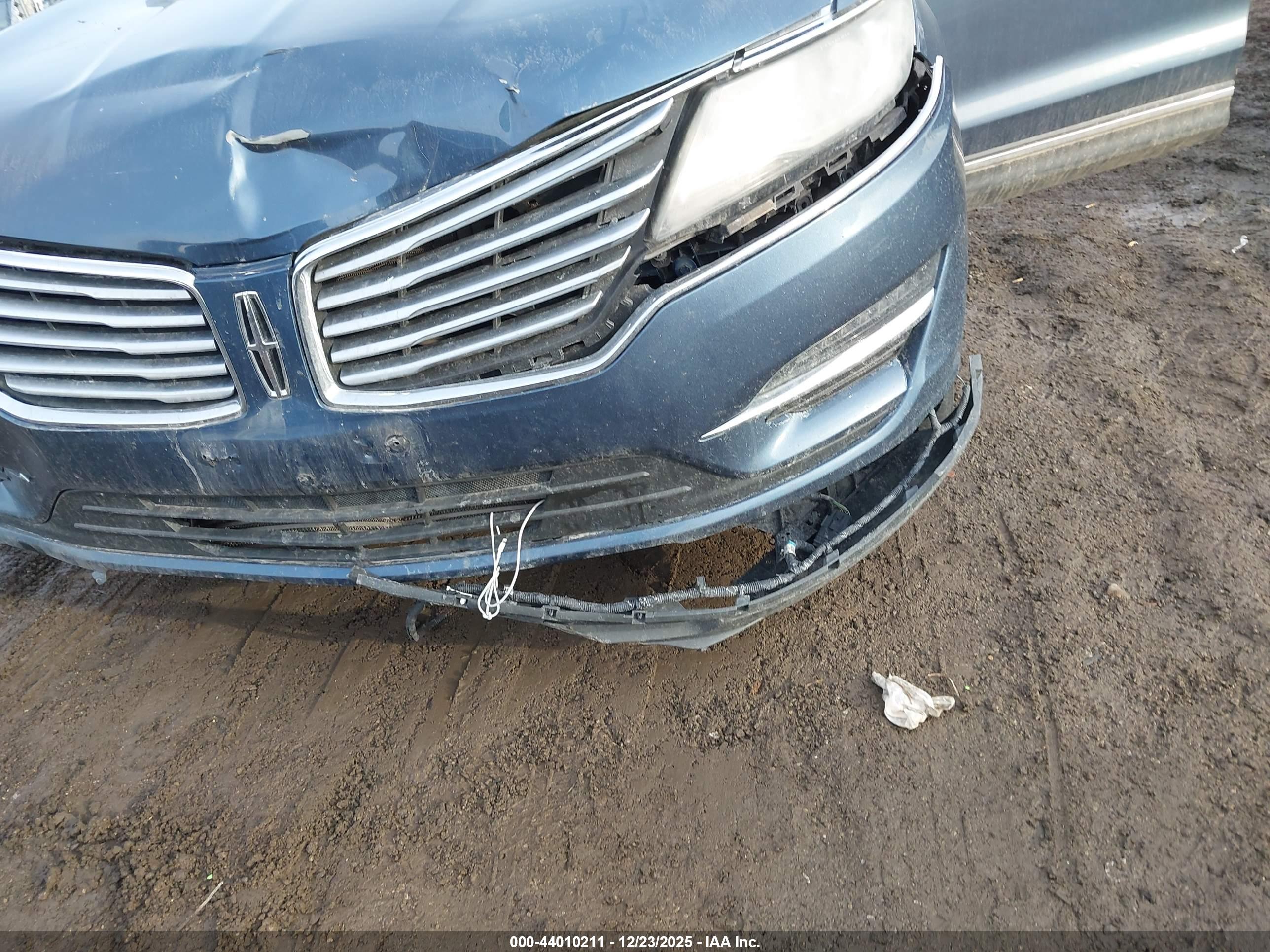 LINCOLN MKC image 6
