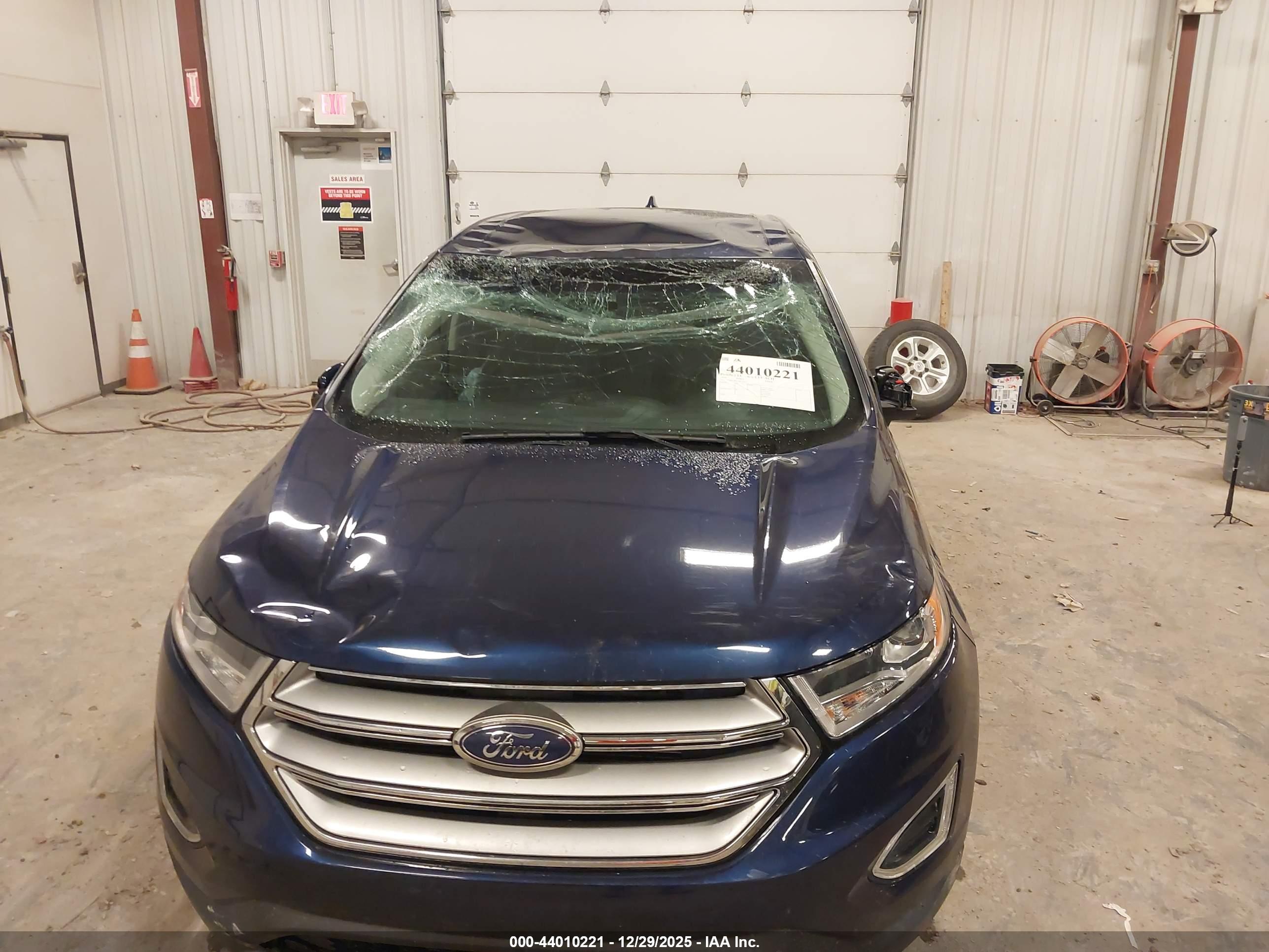FORD EDGE image 6