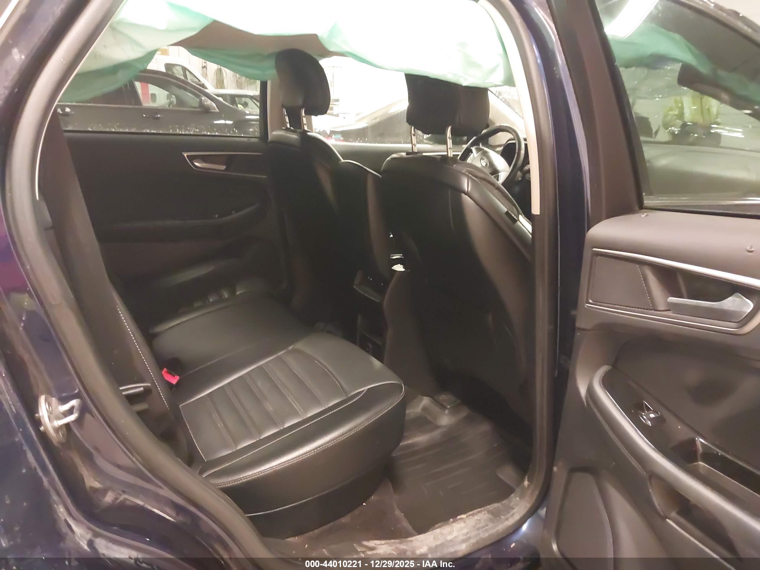 FORD EDGE image 8