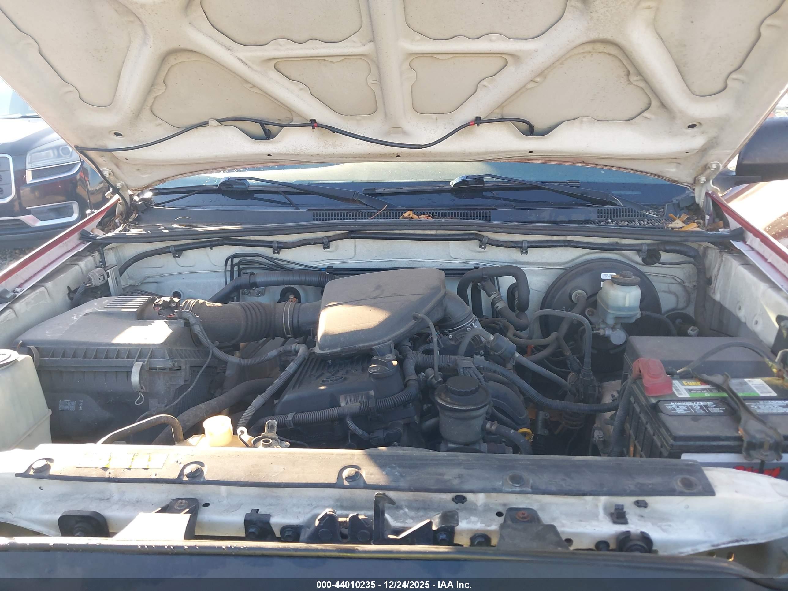 TOYOTA TACOMA image 10