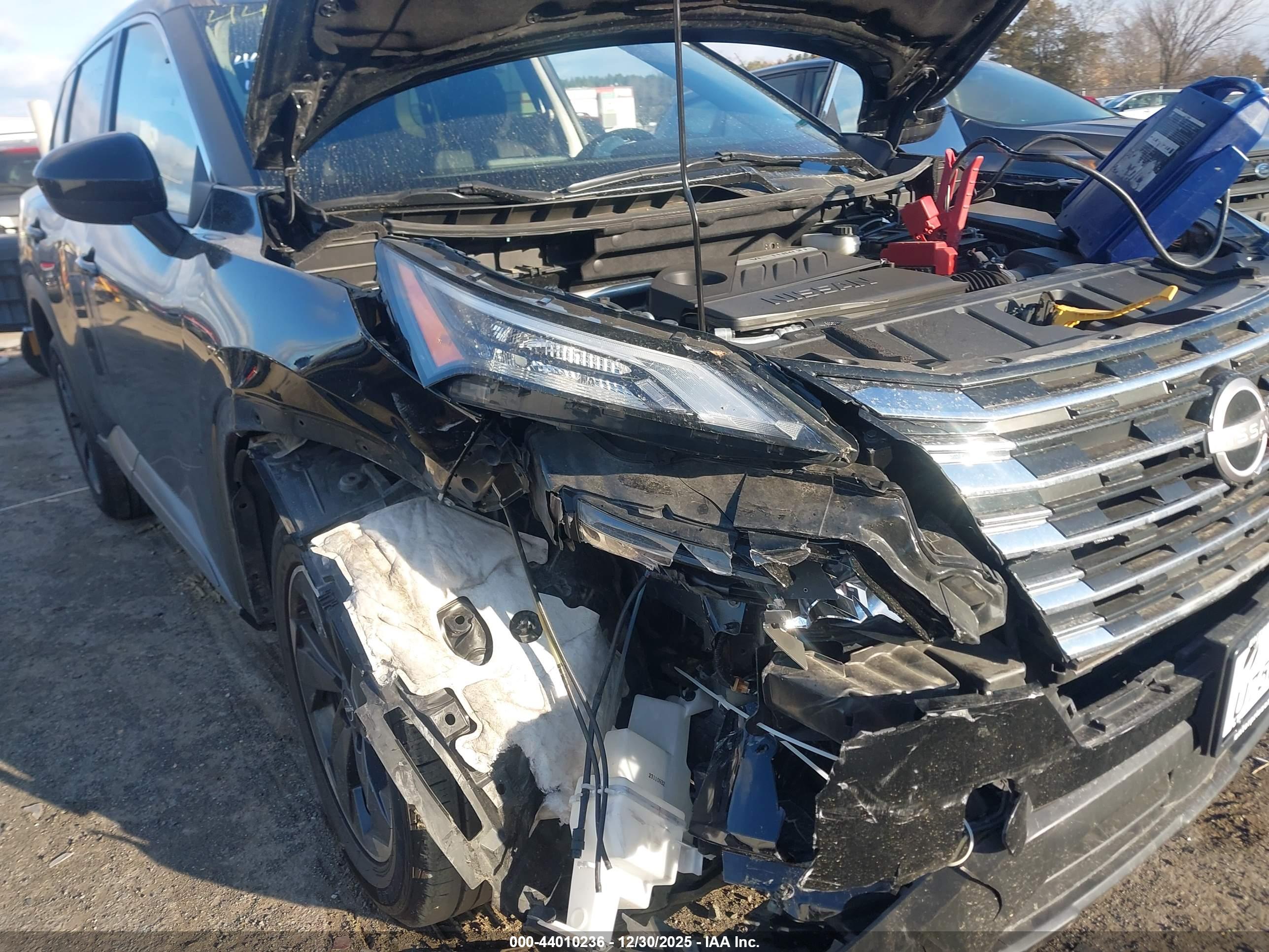 NISSAN ROGUE image 6