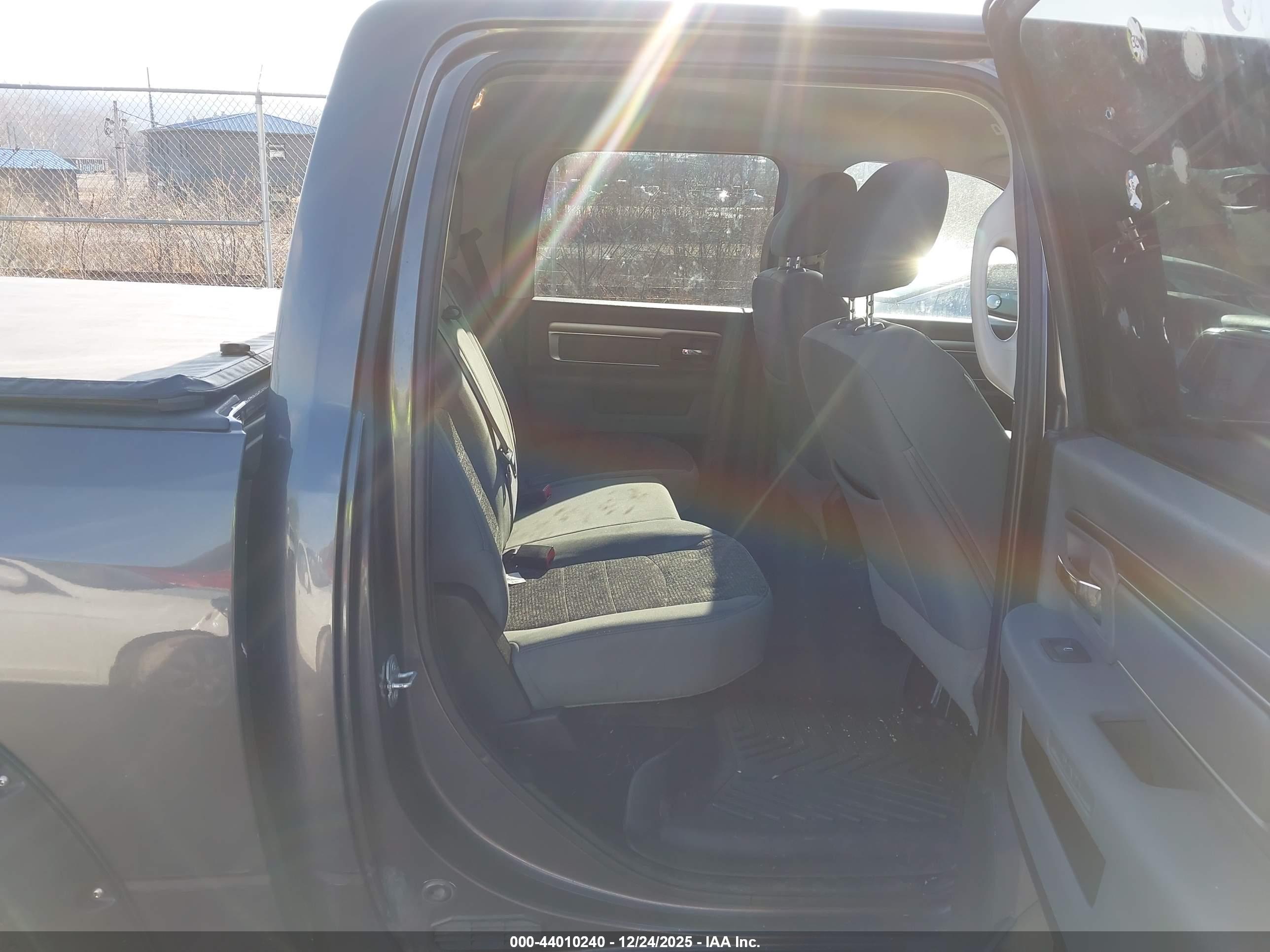 RAM 1500 image 8