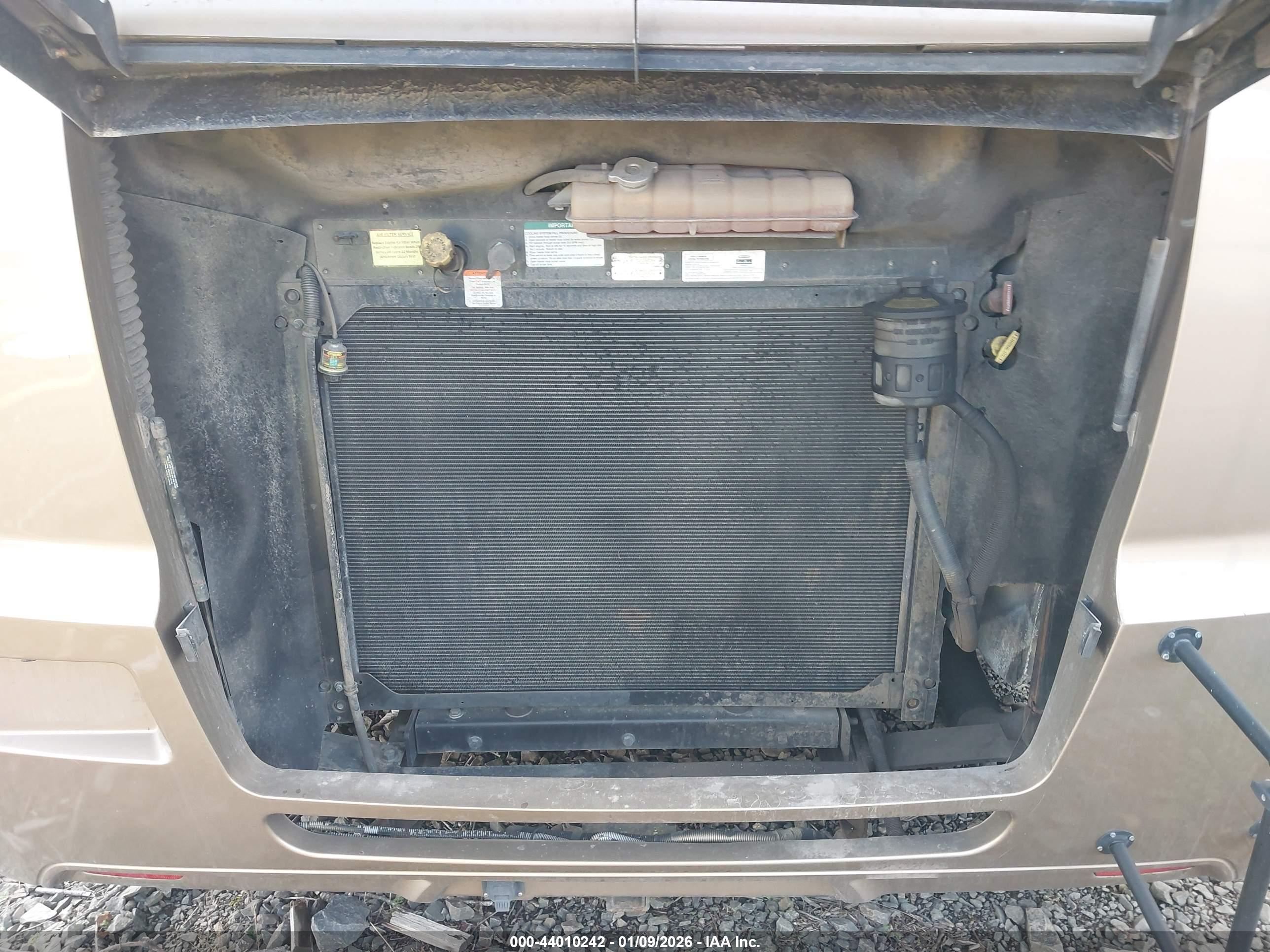 FREIGHTLINER CHASSIS image 10