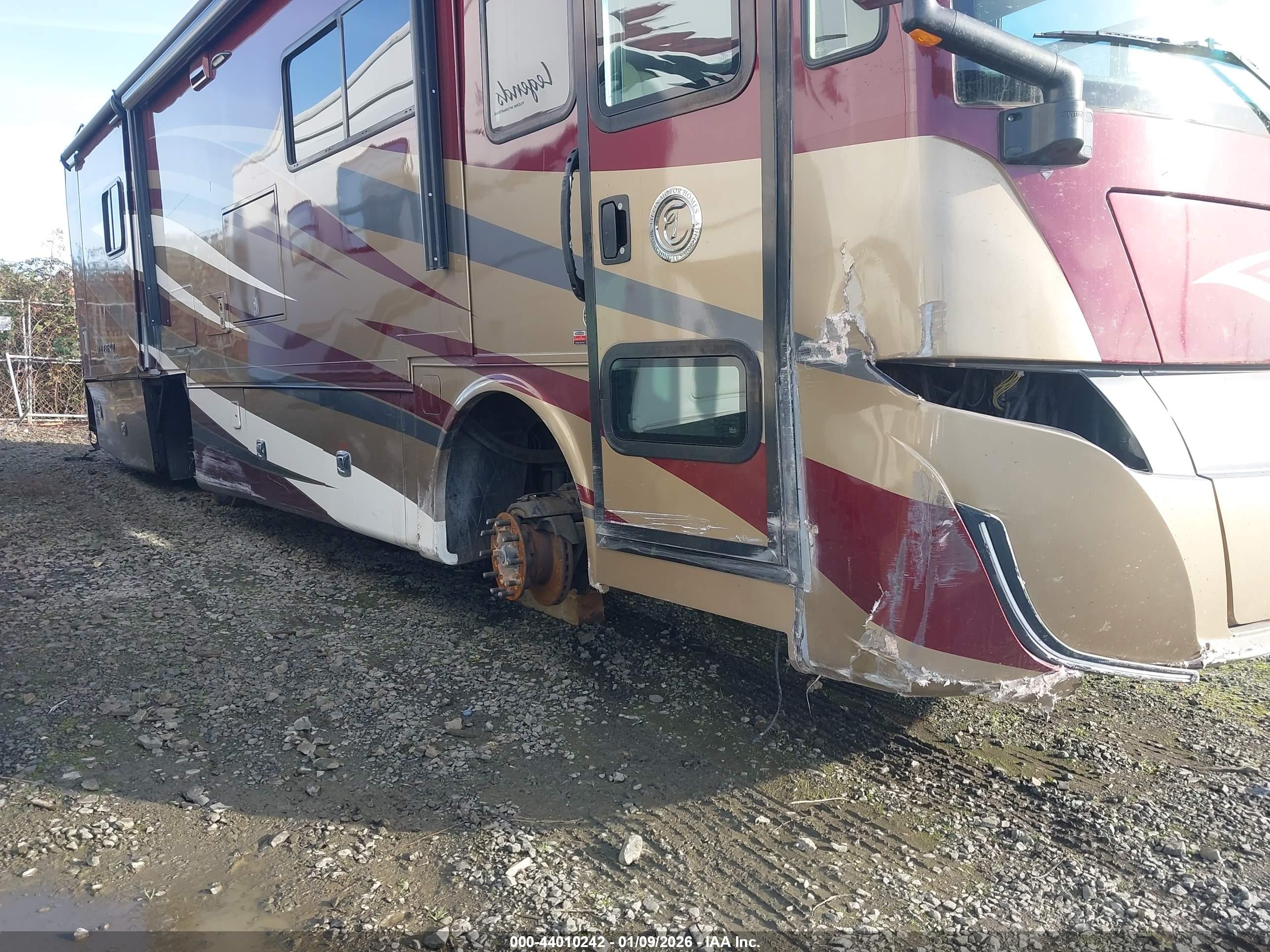 FREIGHTLINER CHASSIS image 6