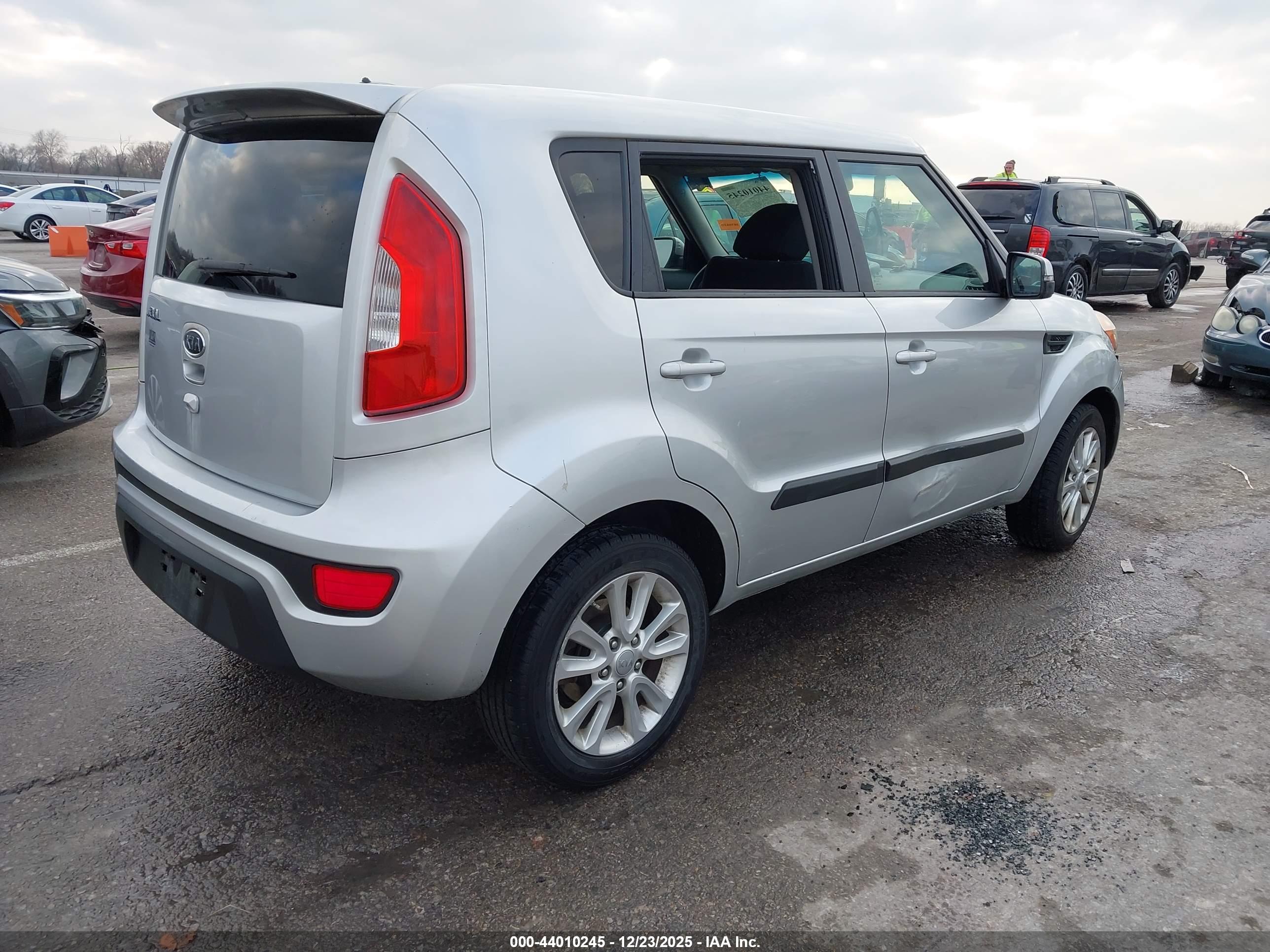 KIA SOUL image 4