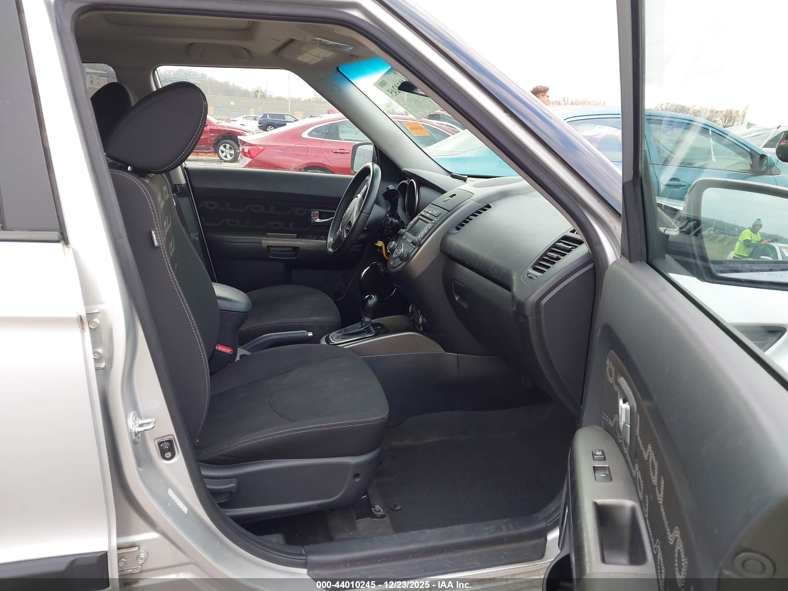 KIA SOUL image 5