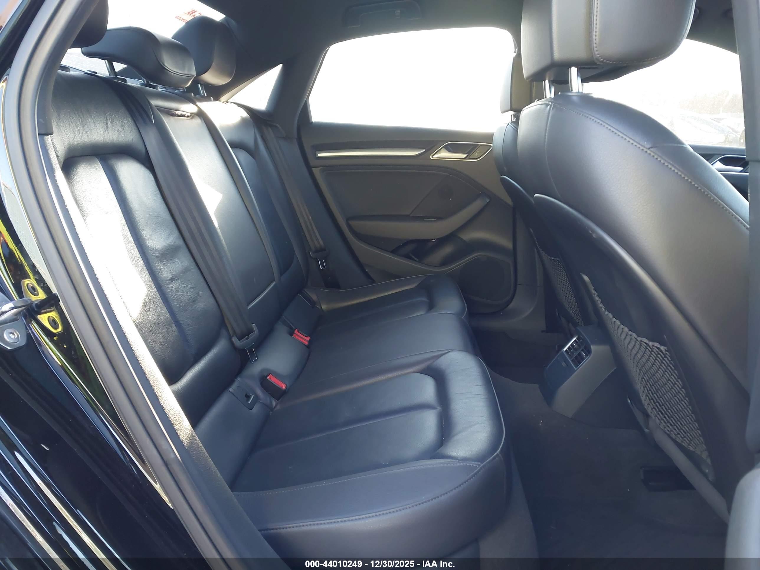 AUDI A3 image 8
