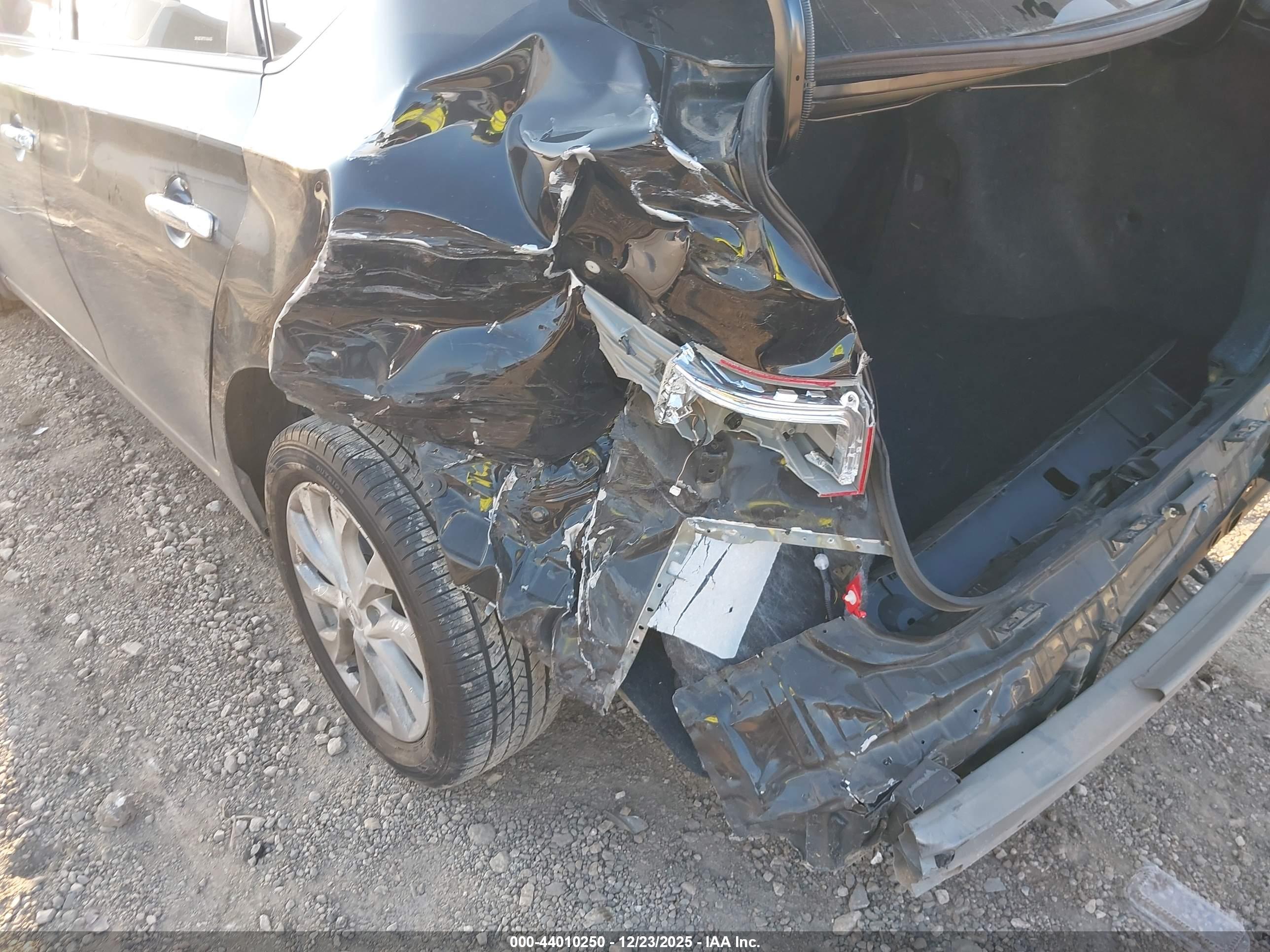 NISSAN SENTRA image 6