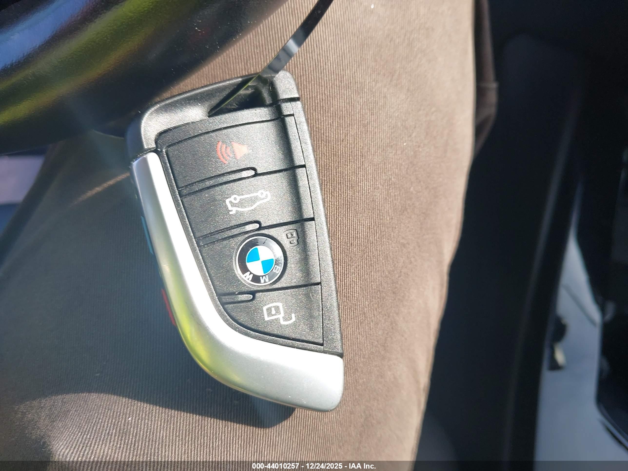 BMW X3 image 11
