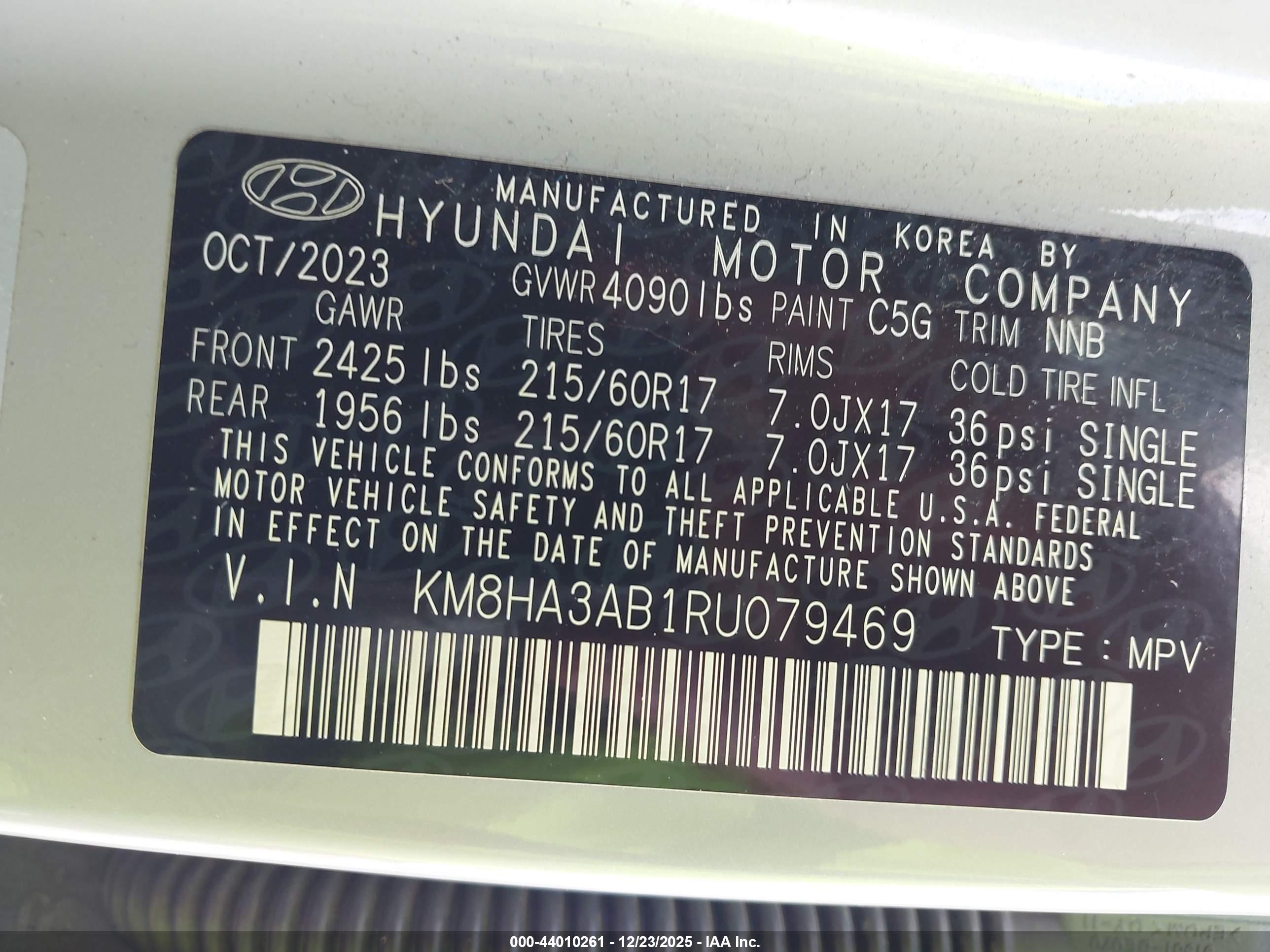 HYUNDAI KONA image 9