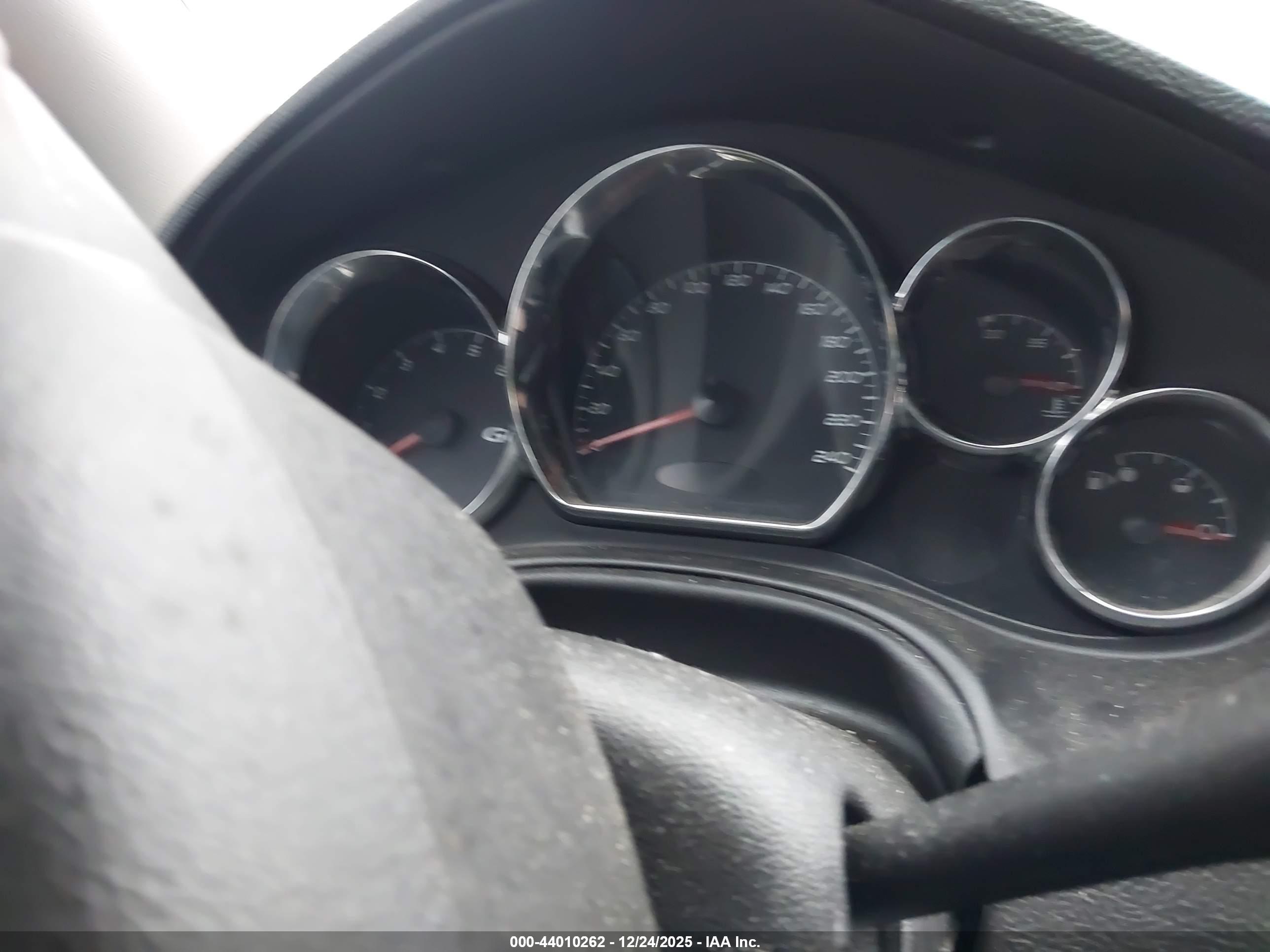 PONTIAC G6 image 7