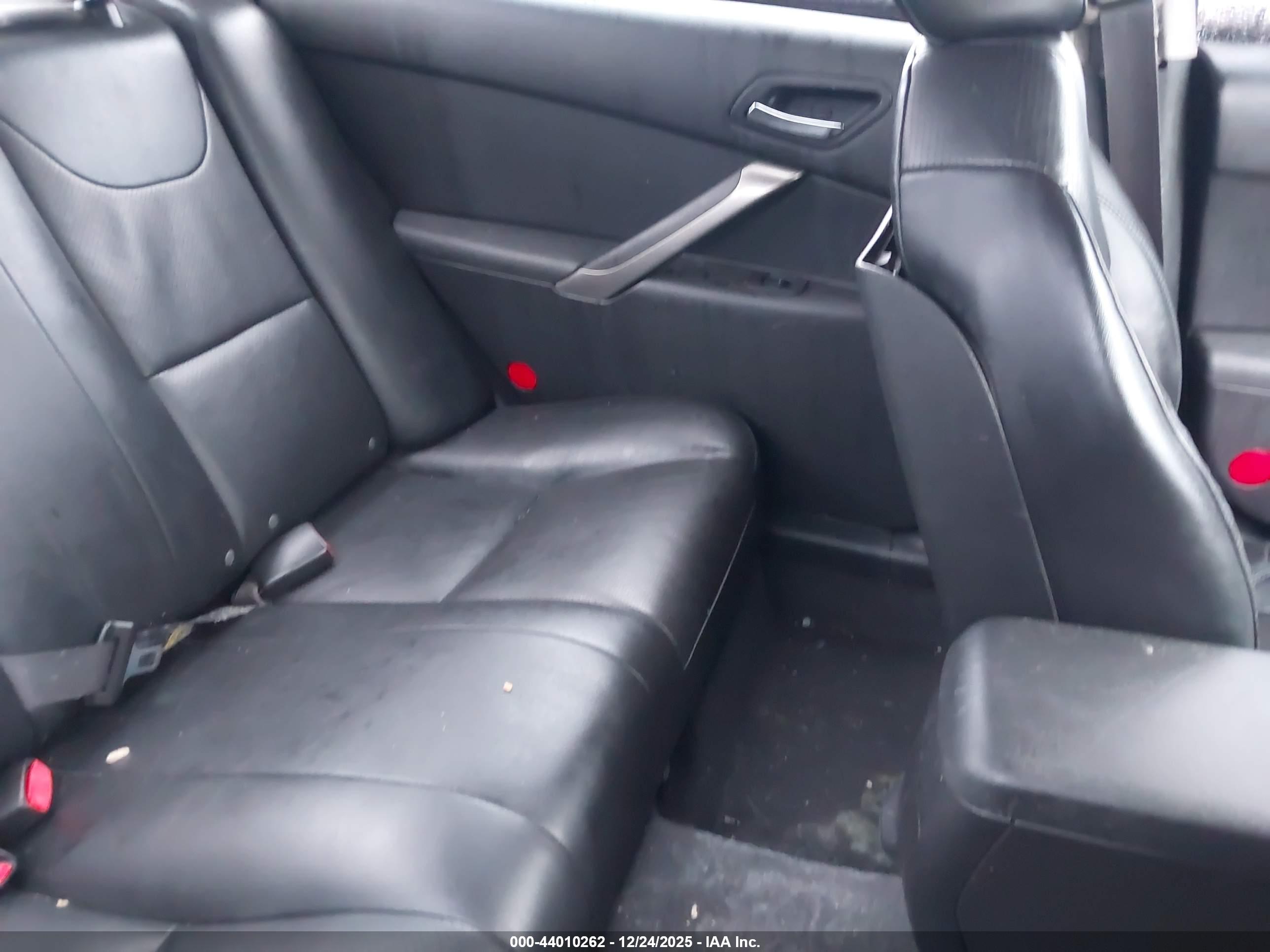 PONTIAC G6 image 8