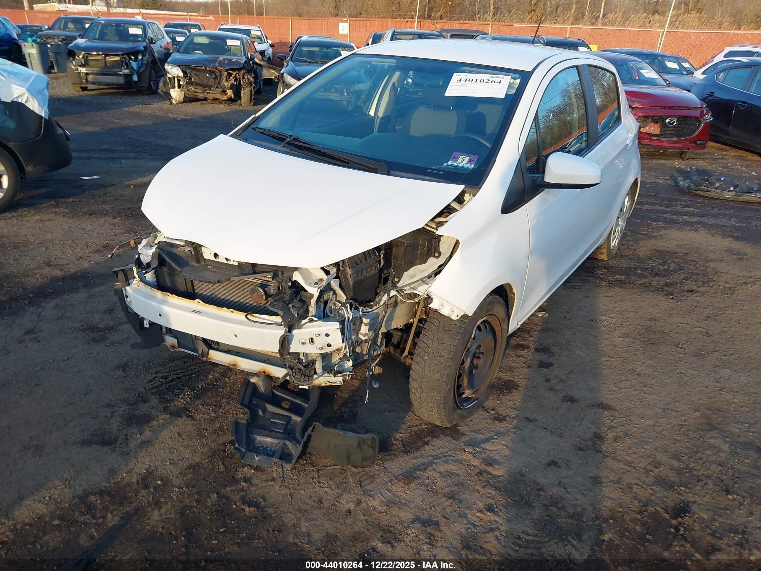 TOYOTA YARIS image 6