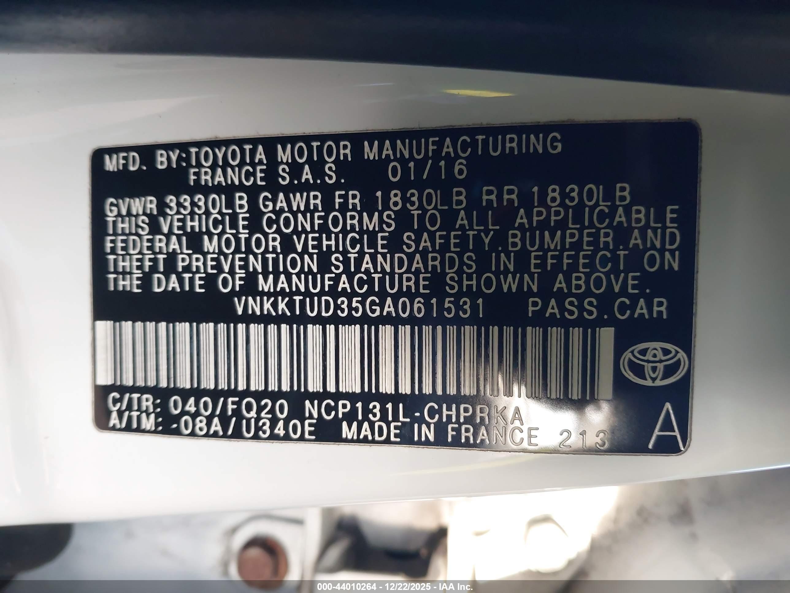 TOYOTA YARIS image 9