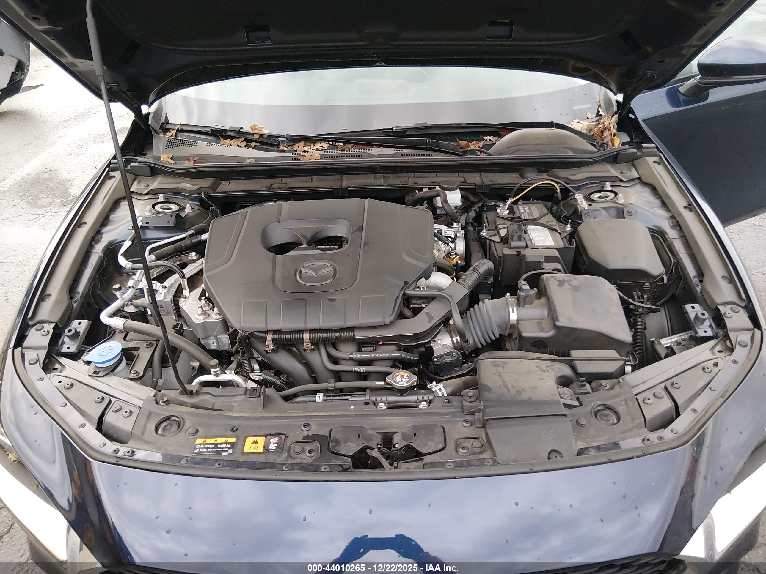 MAZDA MAZDA3 image 10