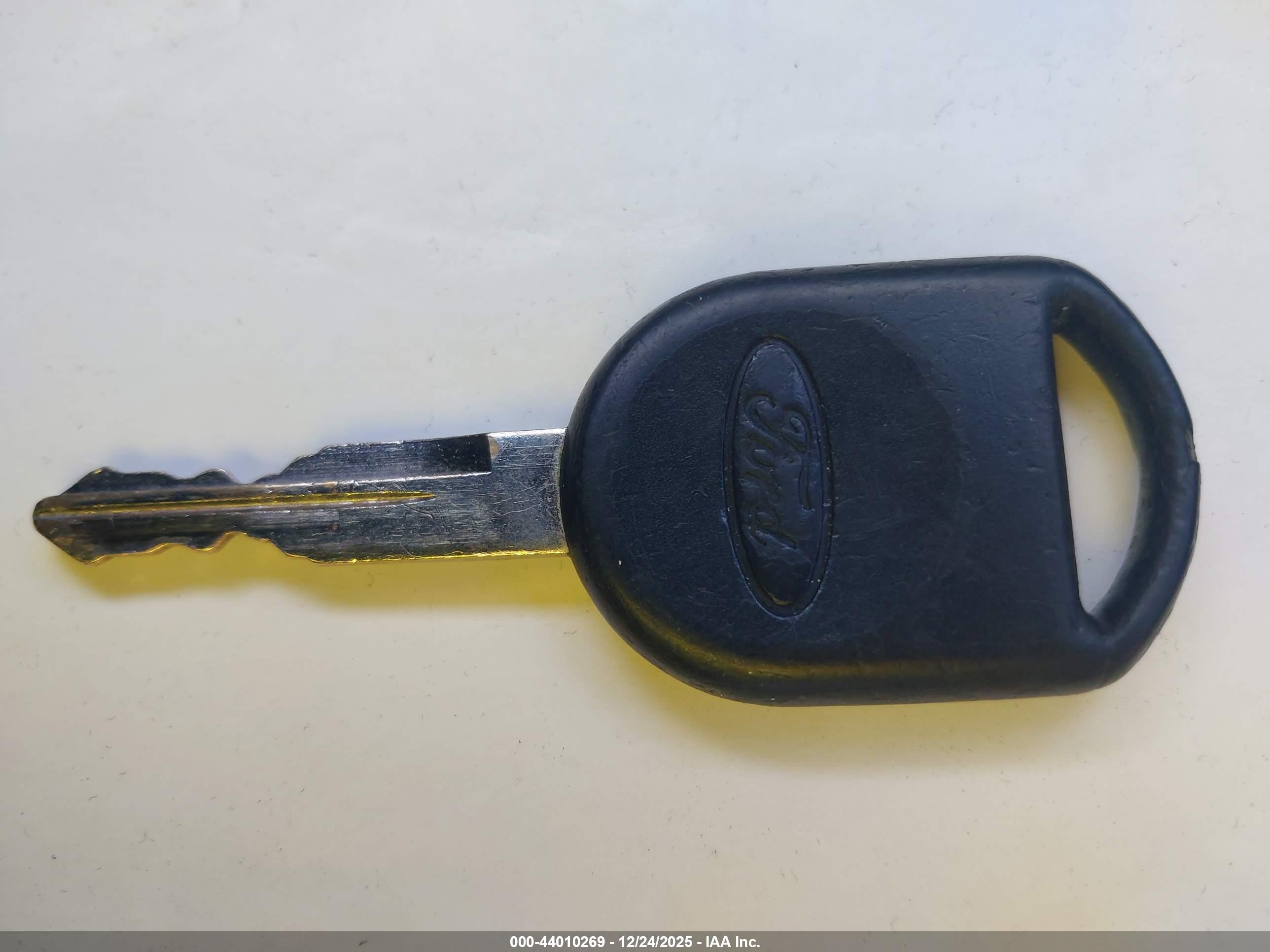 FORD FOCUS image 11