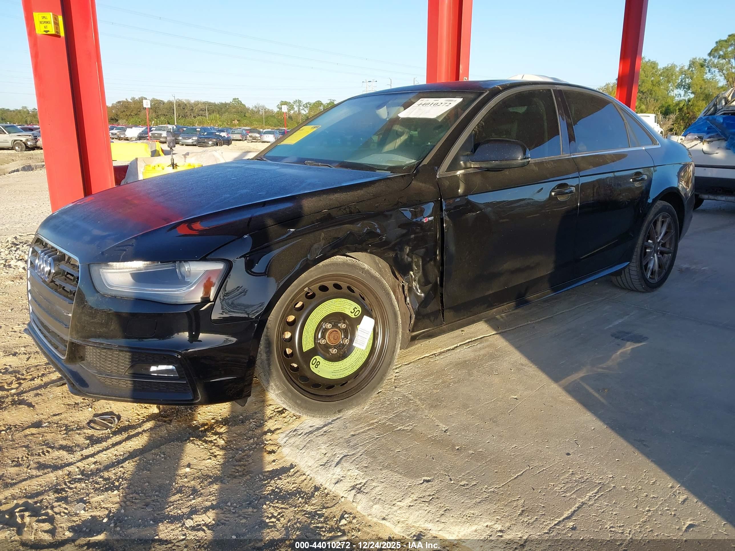 AUDI A4 image 2