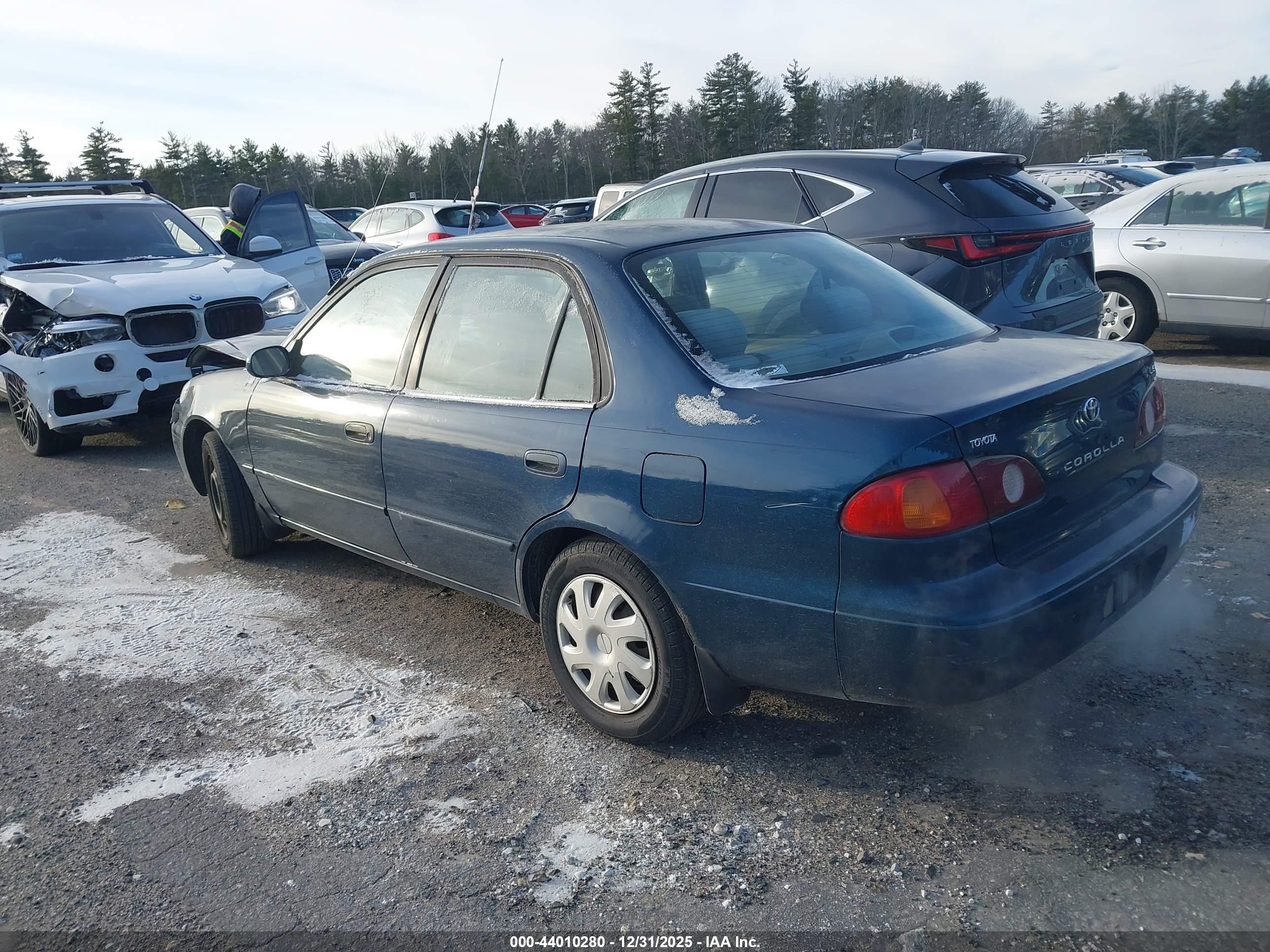TOYOTA COROLLA image 3
