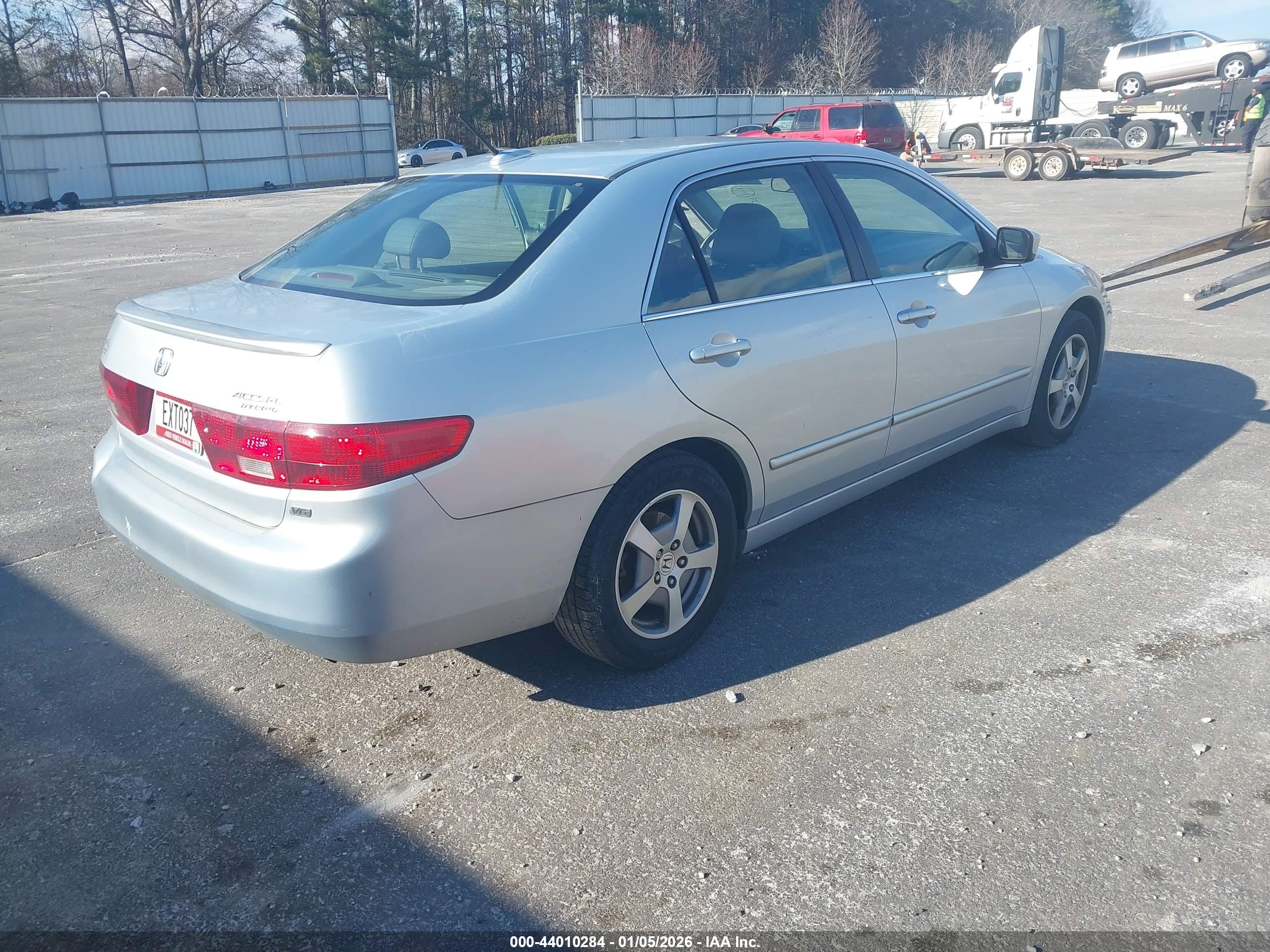 HONDA ACCORD image 4
